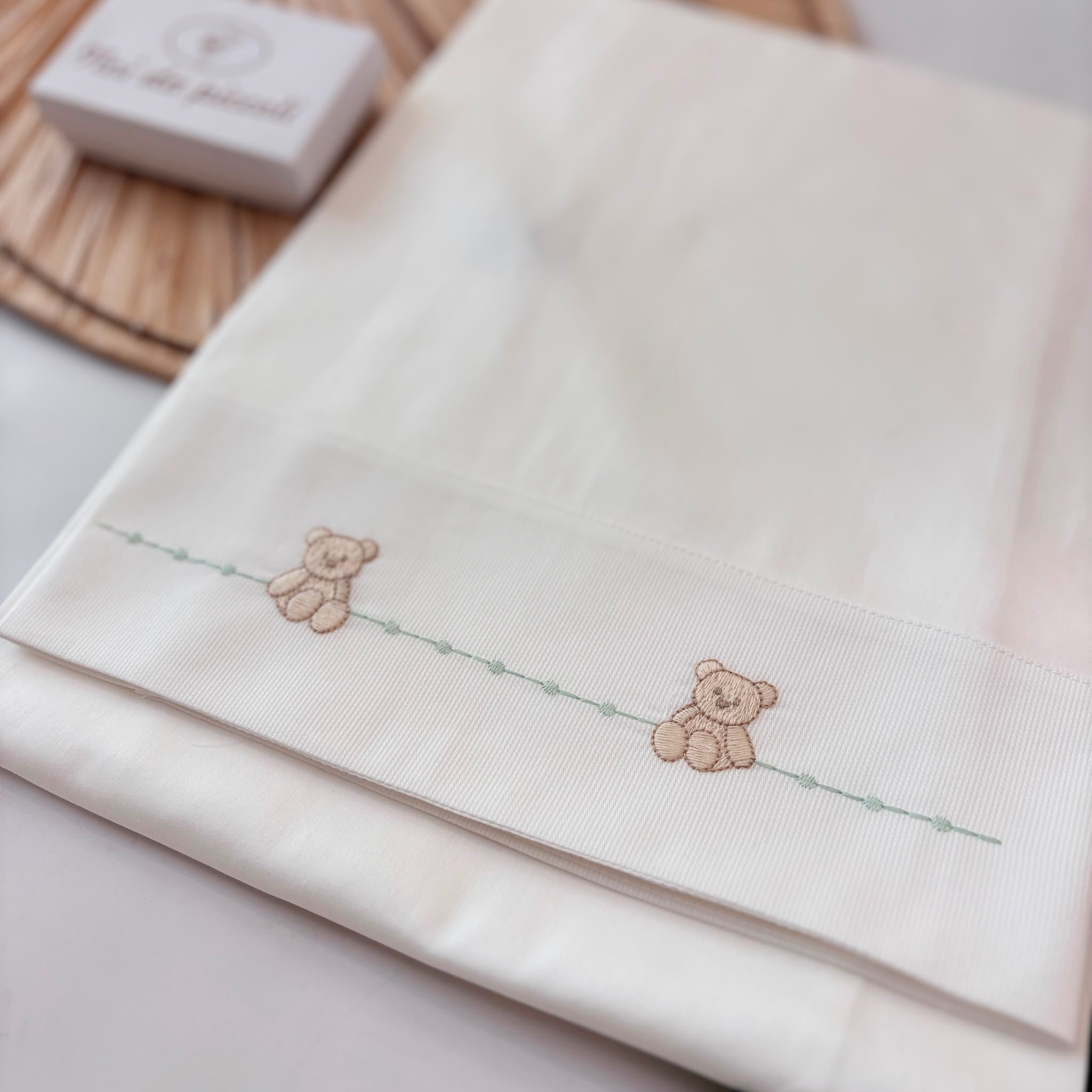 SET LENZUOLA 100% LANA PANNA FILO VERDE E ORSETTI