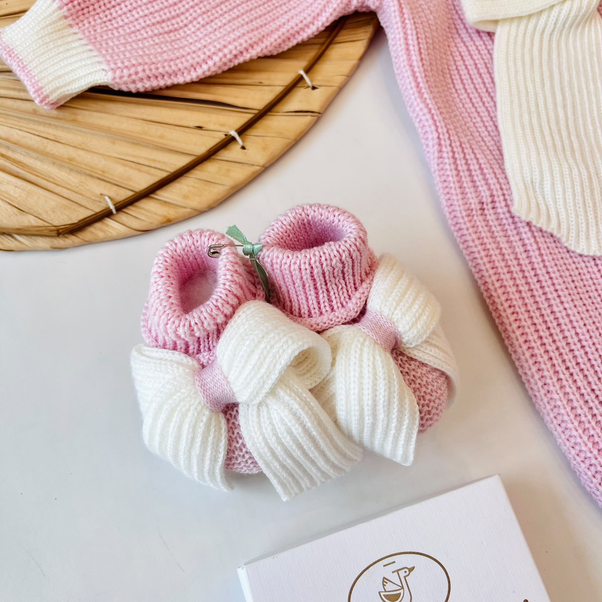 TUTINA CON PARURE 100% PURA LANA MERINO EXTRAFINE ROSA