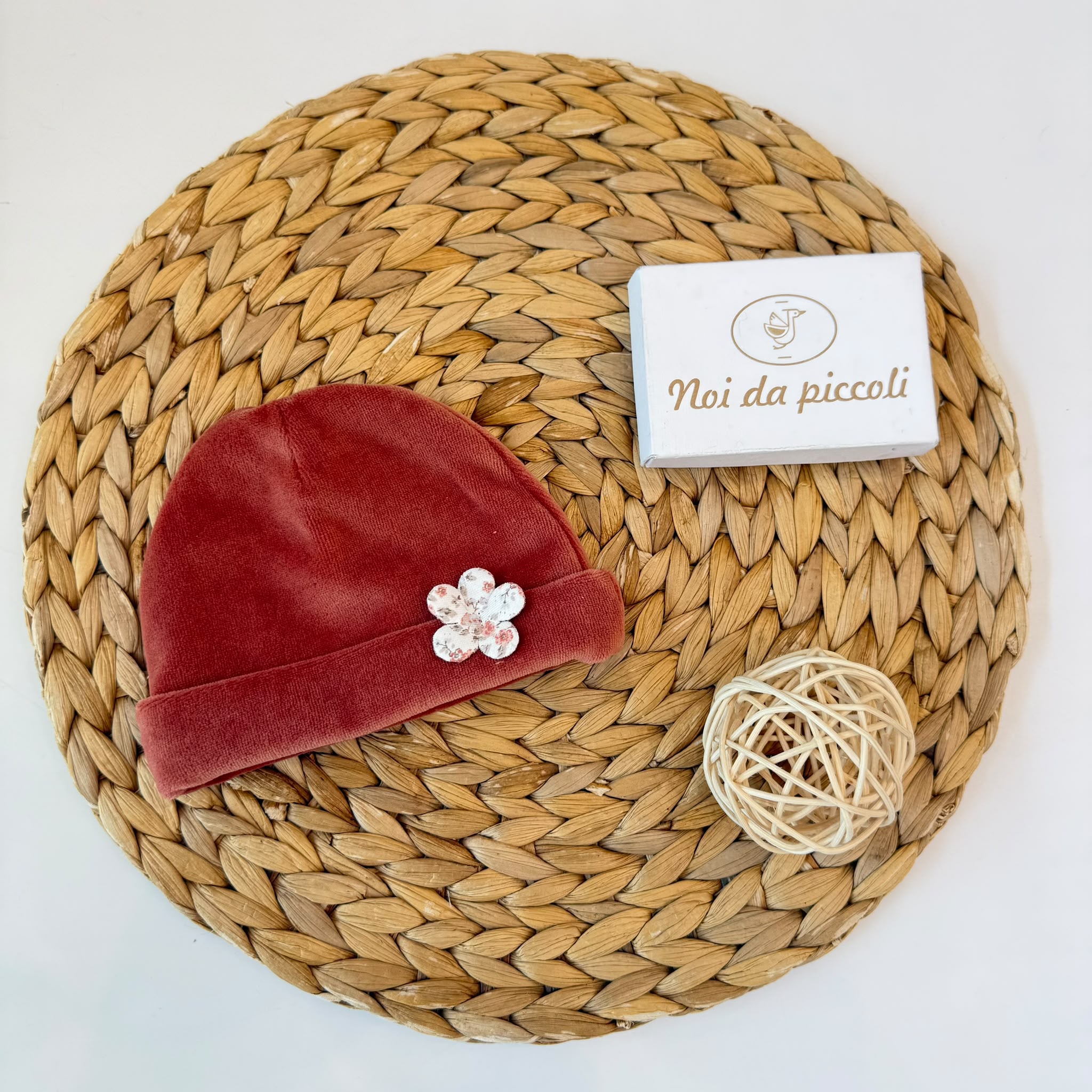 CAPPELLO IN CINIGLIA RUGGINE CON FIORELLINO