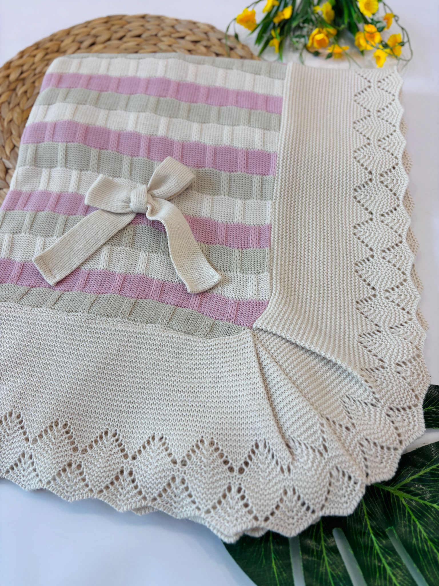 COPERTINA FILATO CALDO BEIGE E ROSA