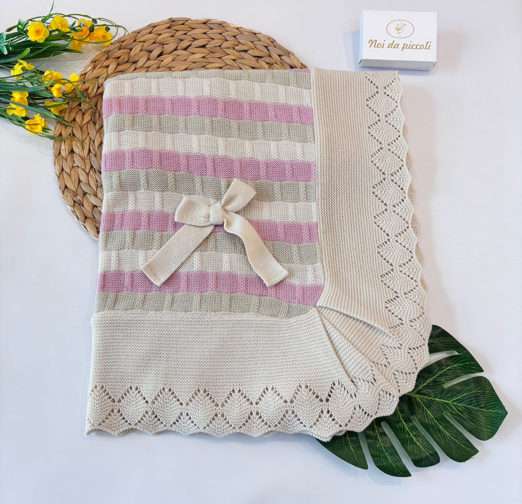COPERTINA FILATO CALDO BEIGE E ROSA