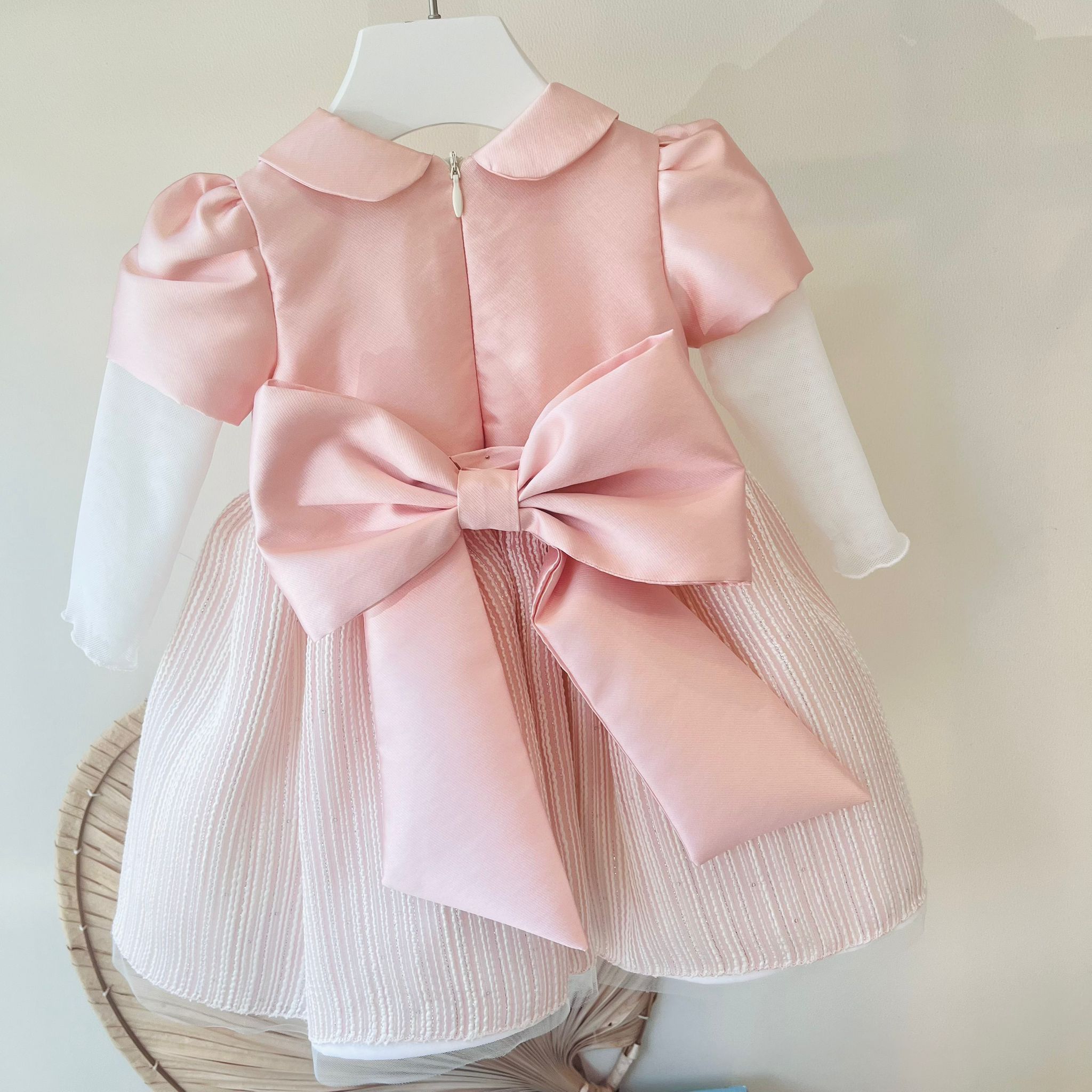 ABITO MIKADO E TESSUTO ROSA