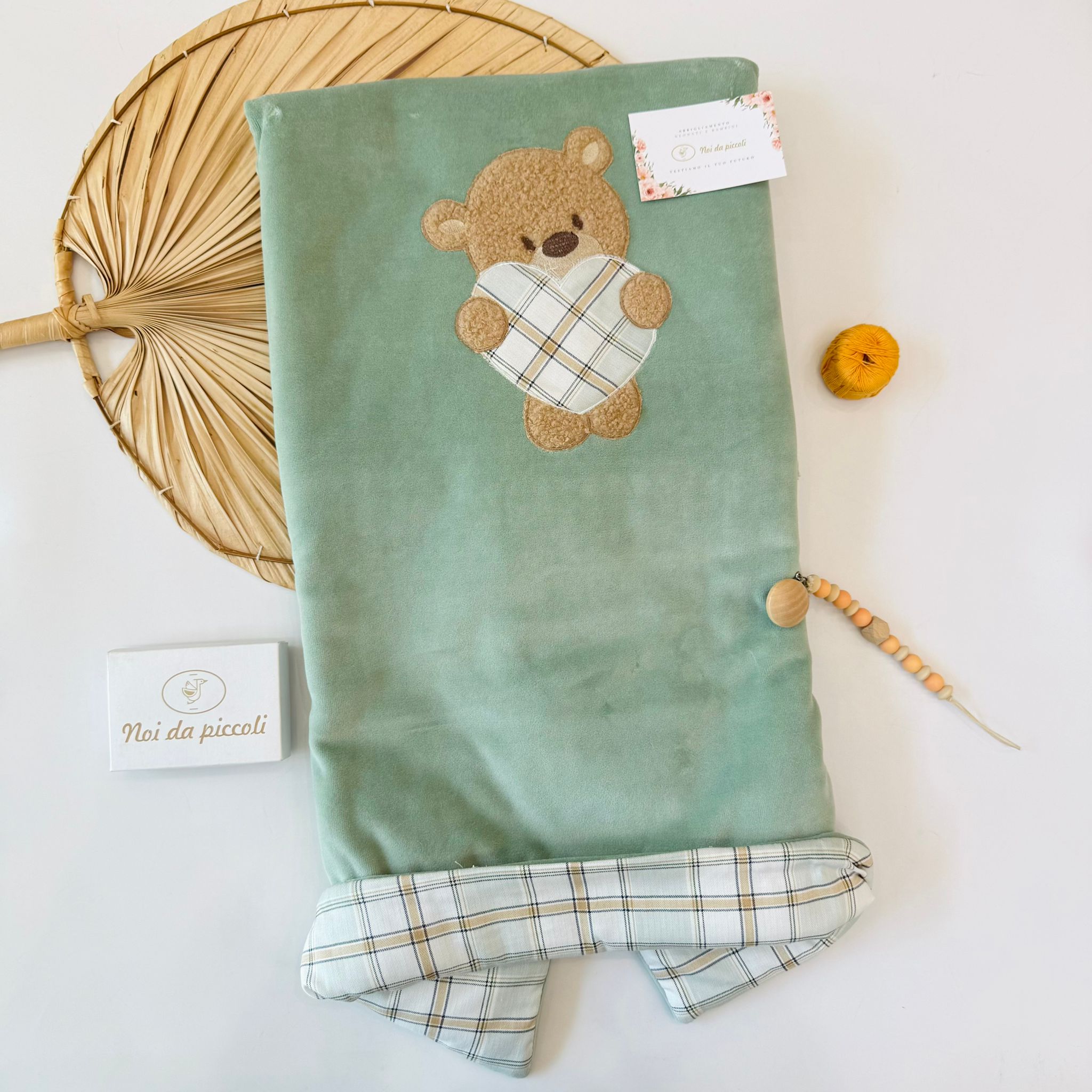 COPERTINA IN CINIGLIA VERDE TEDDY HEART
