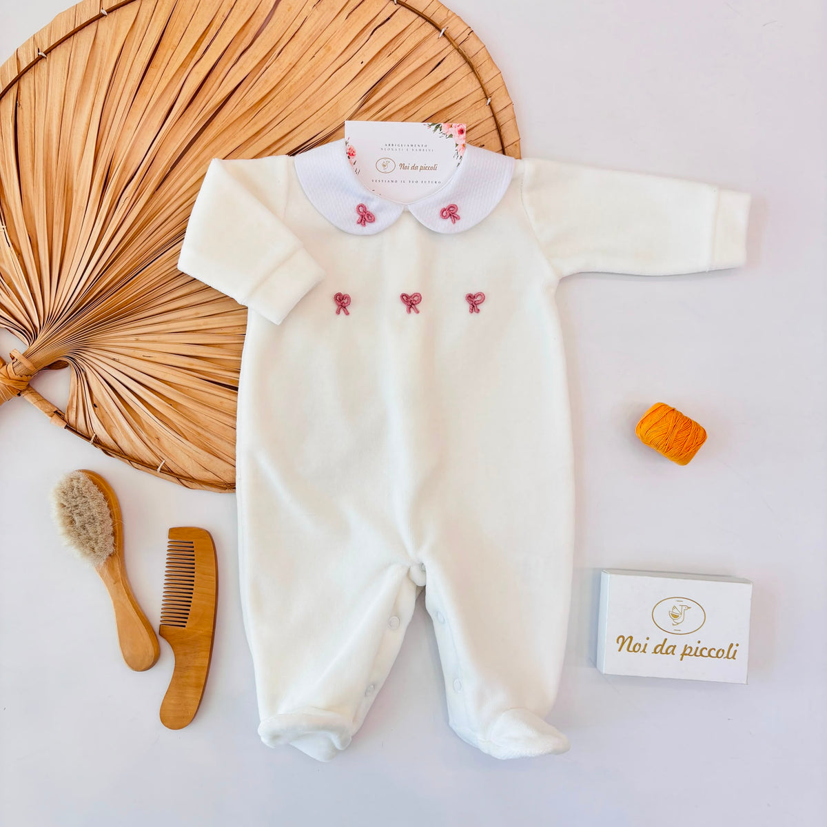 Tutina Fiocchettini in Ciniglia Panna Cipolla Bebe' Margo'