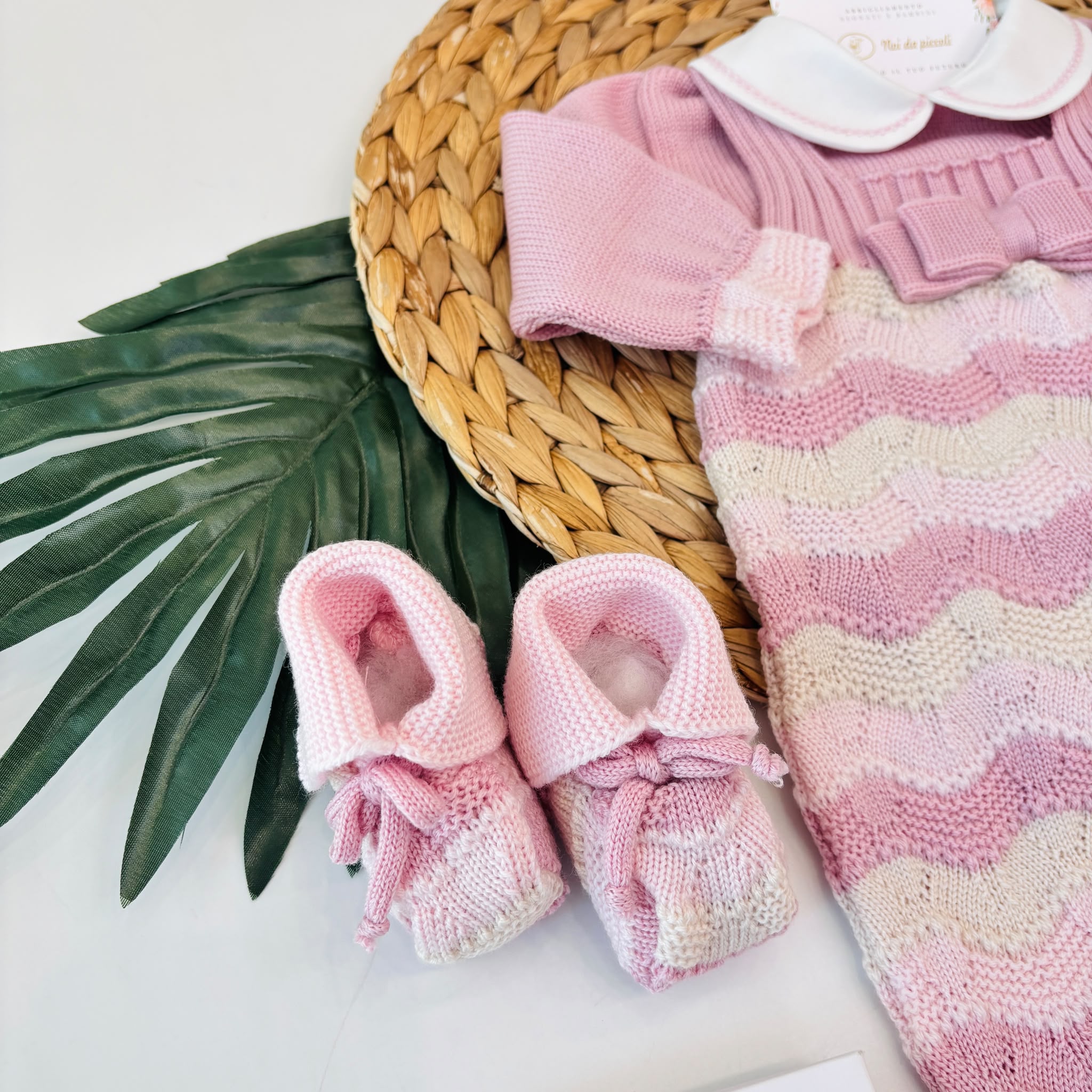 SALOPETTE CON PARURE 100% LANA ROSA E BEIGE