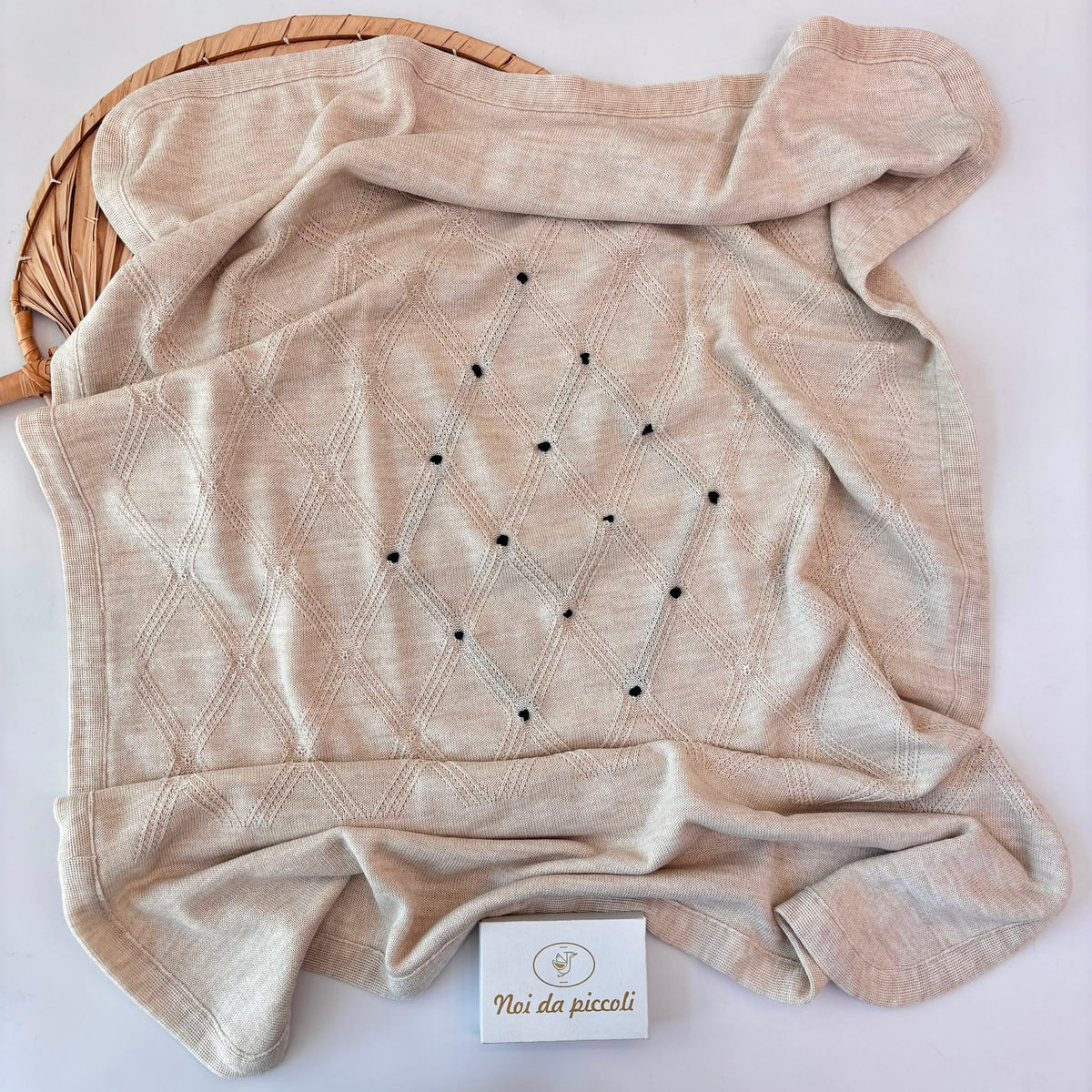 copertina IN FILATO CALDO BEIGE BLU