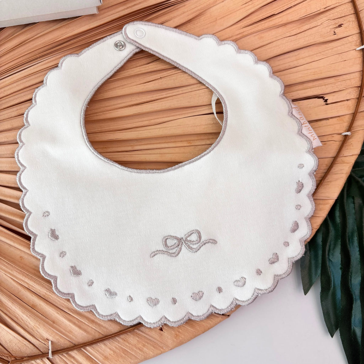 BAVETTA IN COTONE CALDO BEIGE con fiocchetto