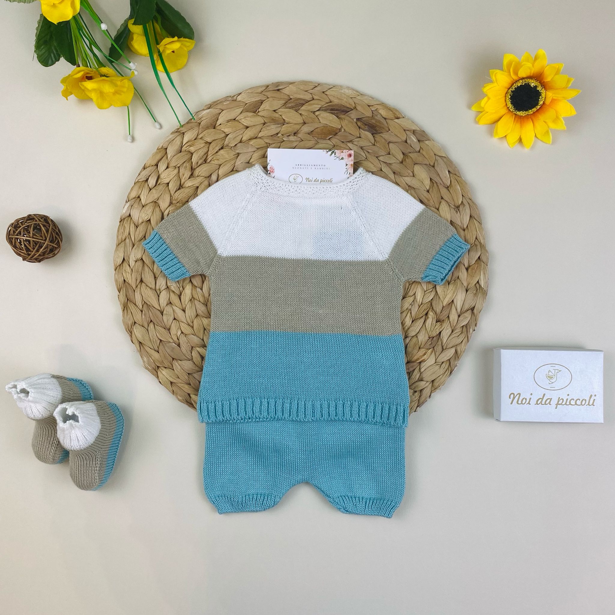 2 PIECE SET WHITE BEIGE AND WATER GREEN FRESH YARN