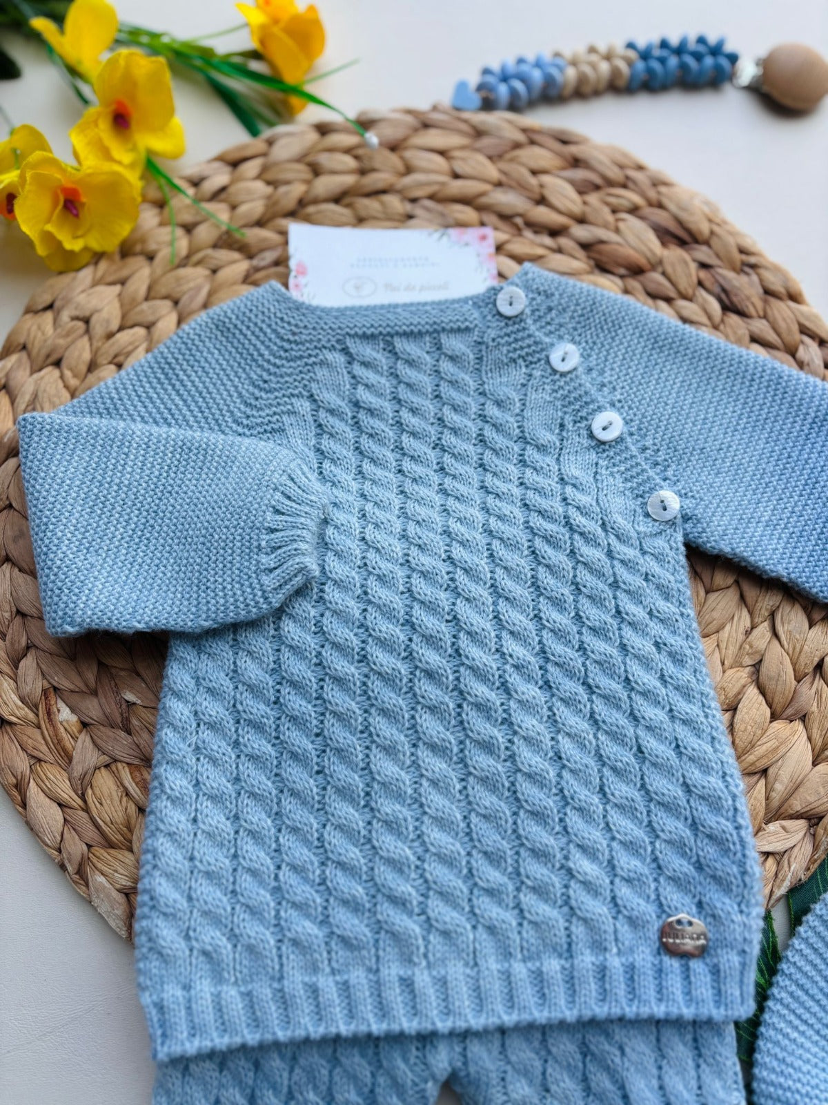COMPLETO 2PZ CON CAPPELLINO FILATO CALDO AZZURRO