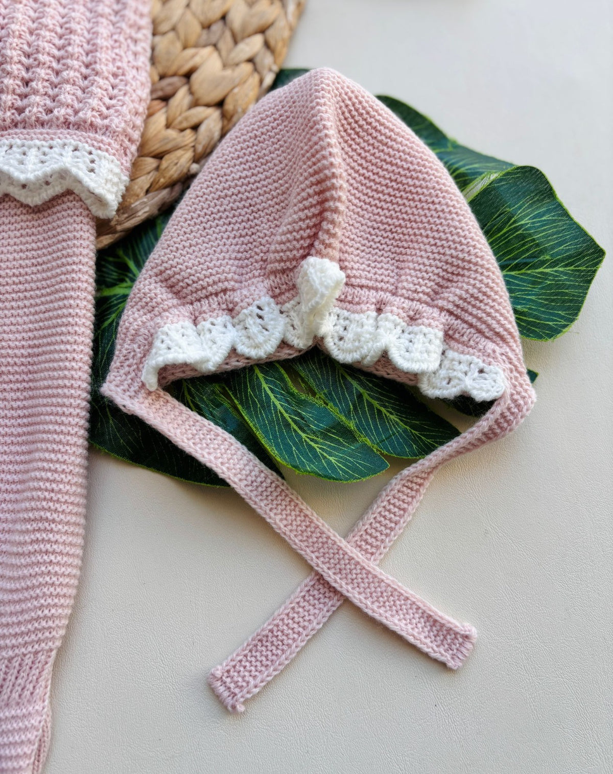 COMPLETO2PZ CON CUFFIA FILATO CALDO ROSA