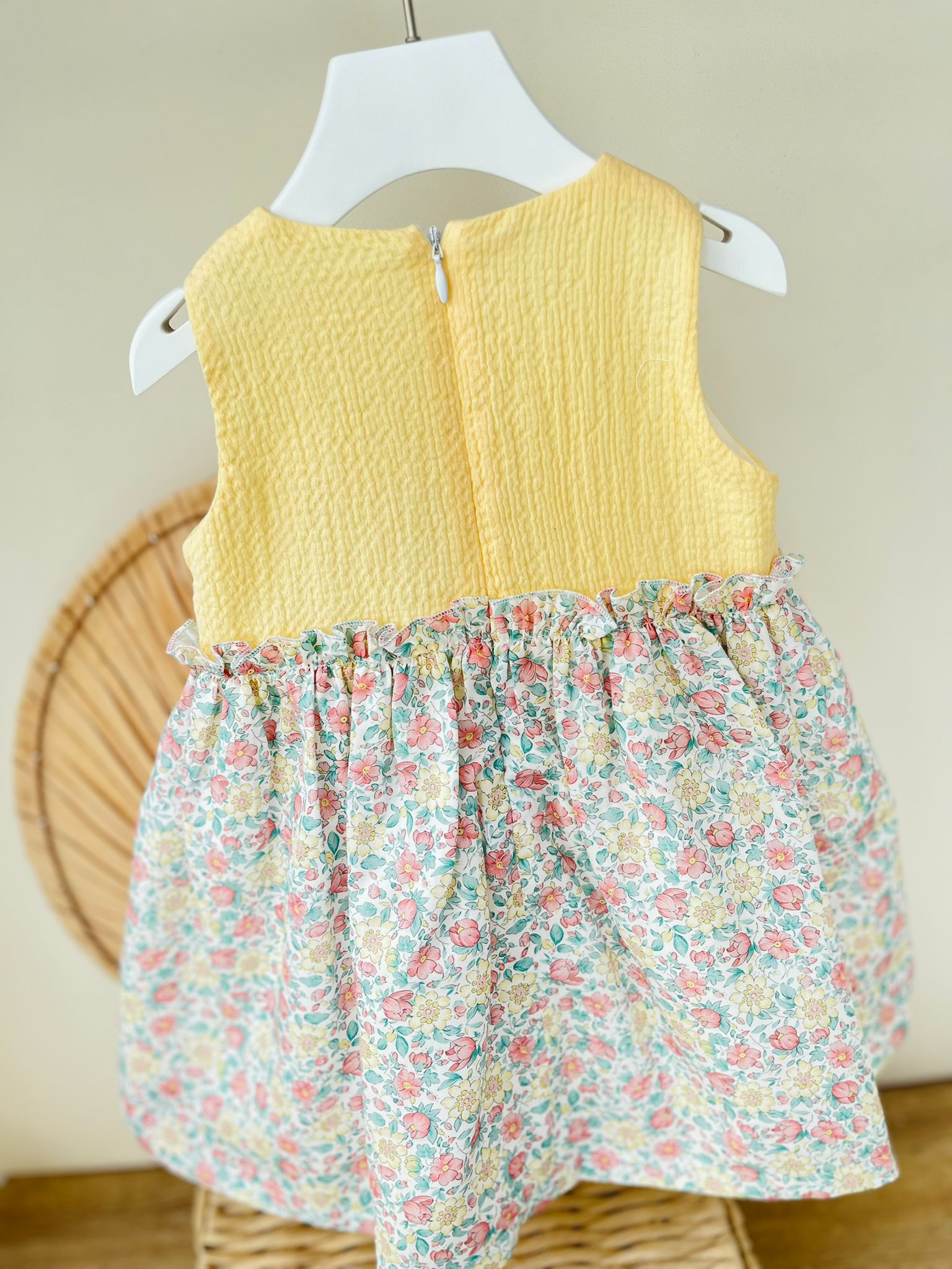 ABITINO 100 % COTONE GIALLO FIORI - Noi da piccoli