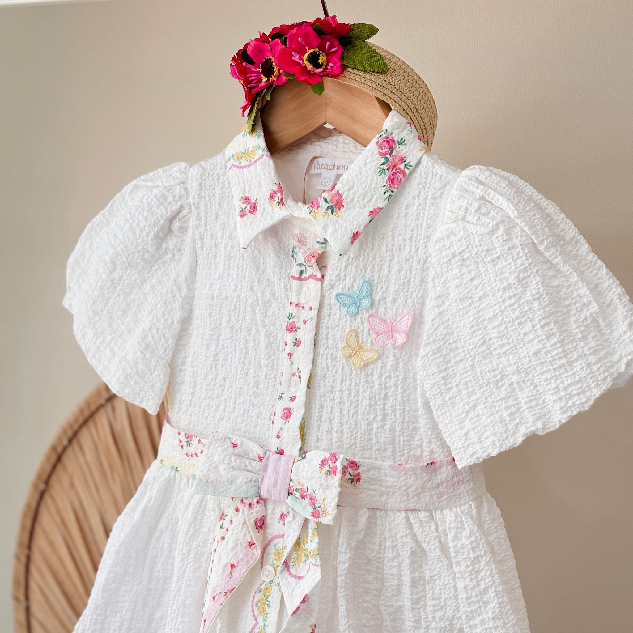 ABITINO BIANCO CON FIORELLINI COLORATI E FIOCCHETTO - Noi da piccoli