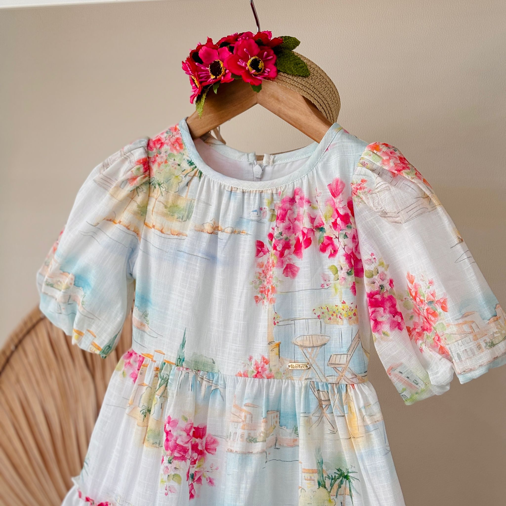 ABITINO BIANCO CON SFUMATURE DI DISEGNI E FIORELLINI COLORATI - Noi da piccoli