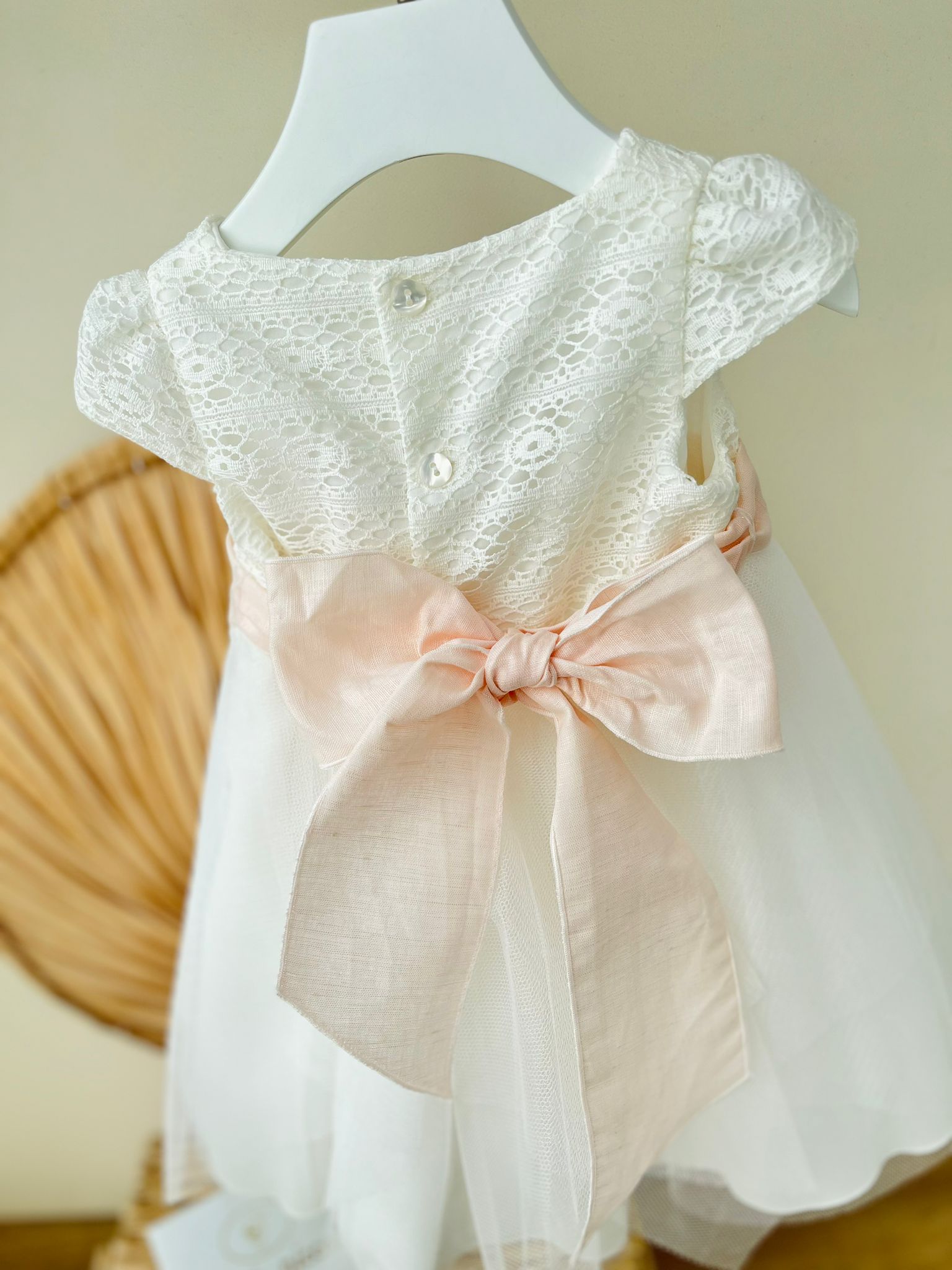 ABITINO CERIMONIALE BIANCO CON FASCIA ROSA PESCO - Noi da piccoli