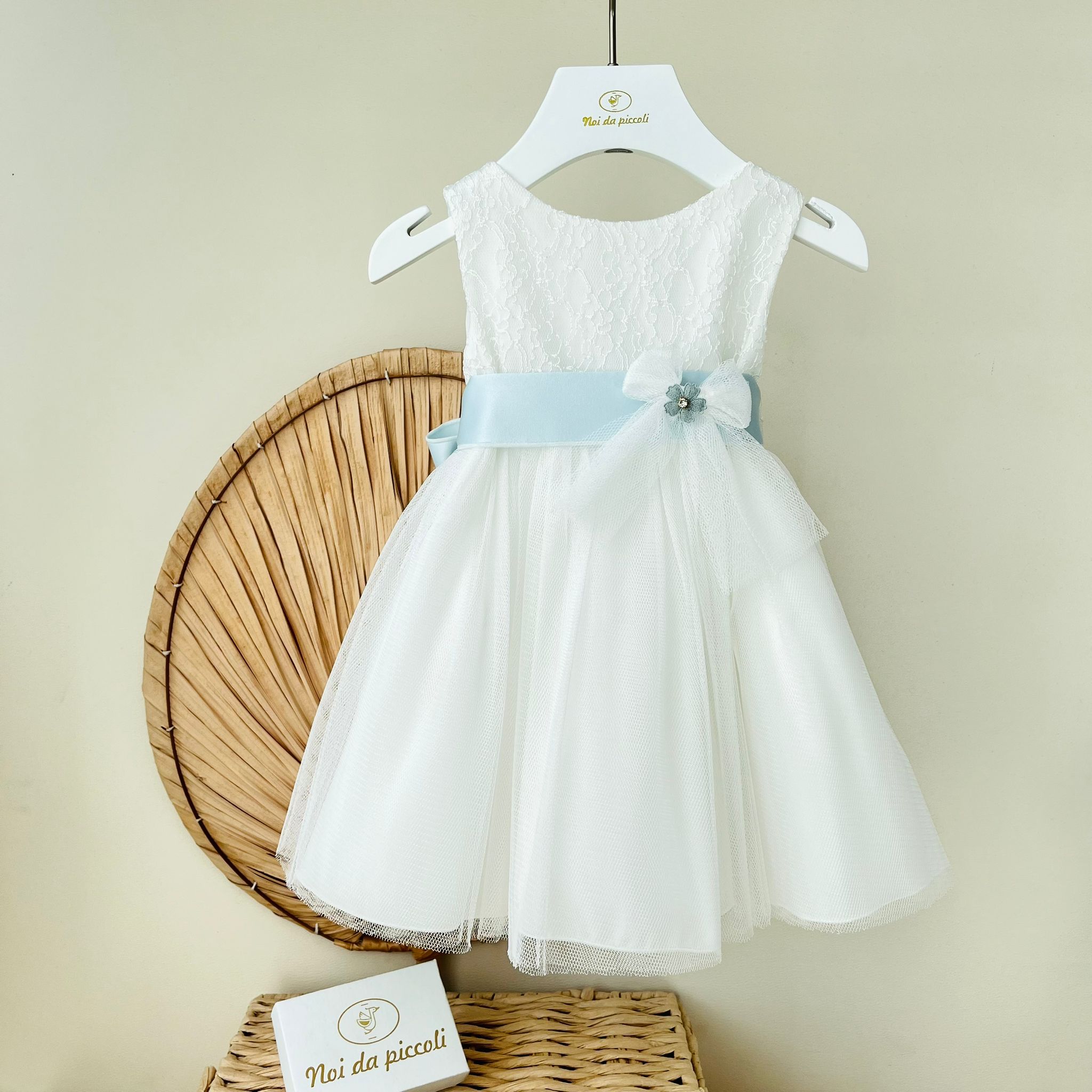 ABITINO CERIMONIALE BIANCO FASCIA CIELO - Noi da piccoli