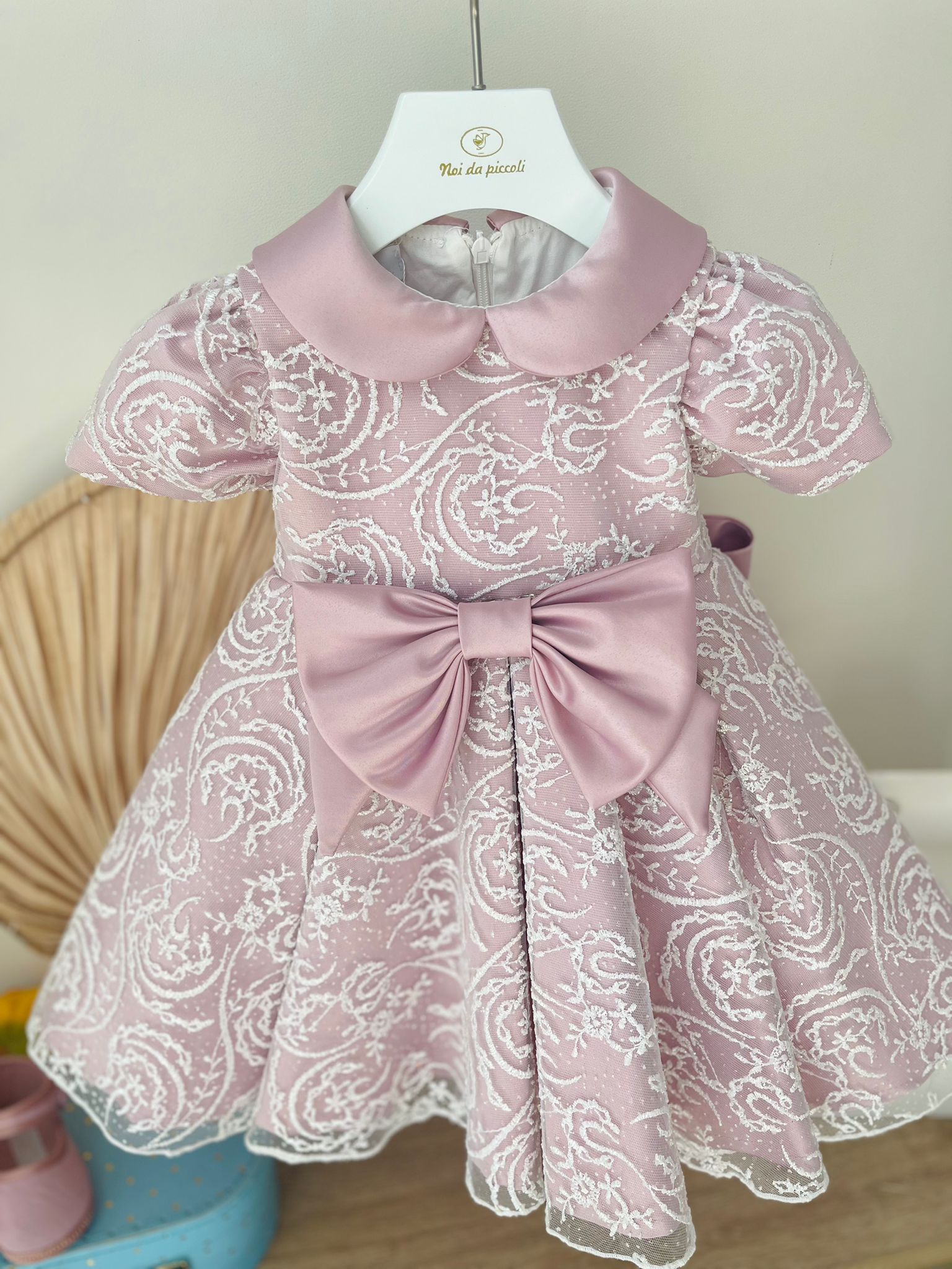 ABITINO CERIMONIALE CON FIOCCO ROSA - Noi da piccoli