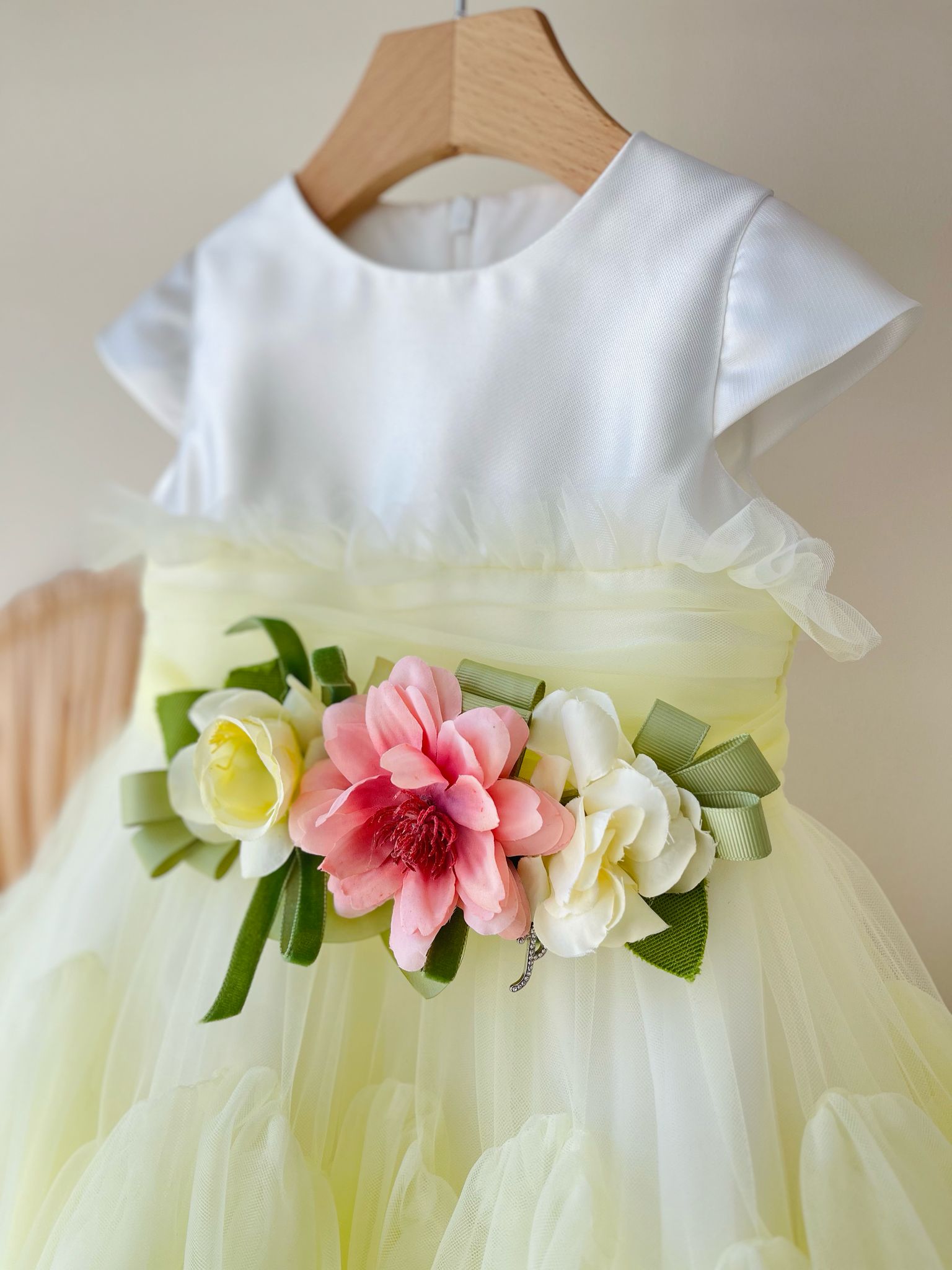 ABITINO CERIMONIALE GIALLO DELICATO E FIORI - Noi da piccoli