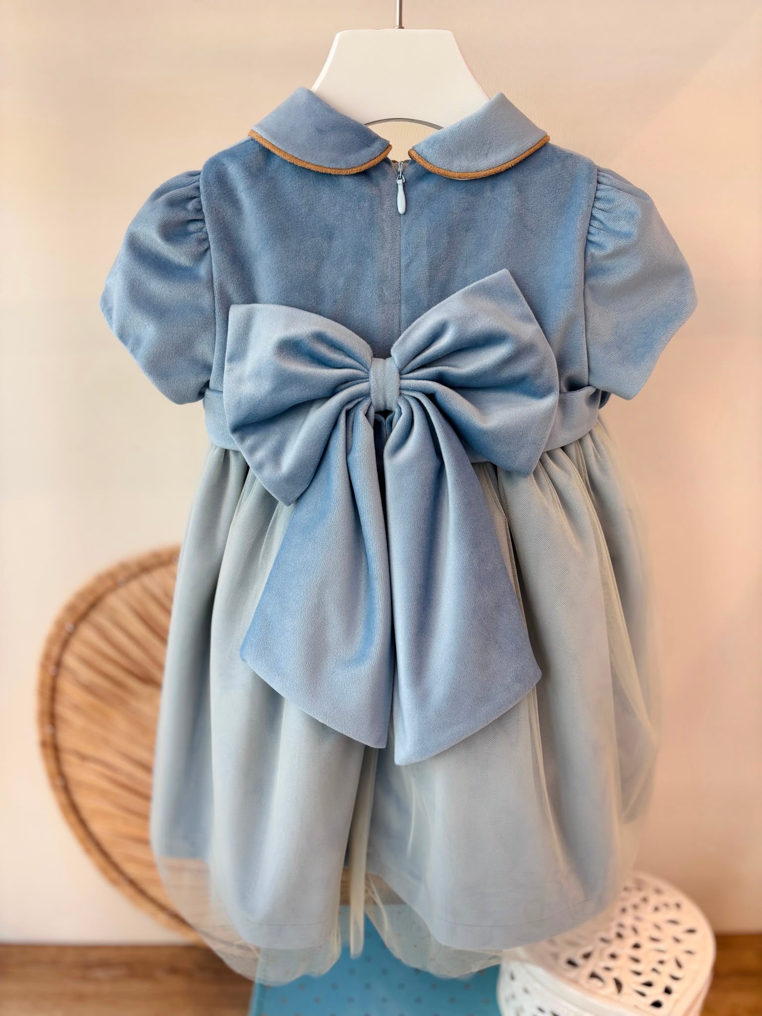 ABITINO CERIMONIALE IN VELLUTO AZZURRO - Noi da piccoli
