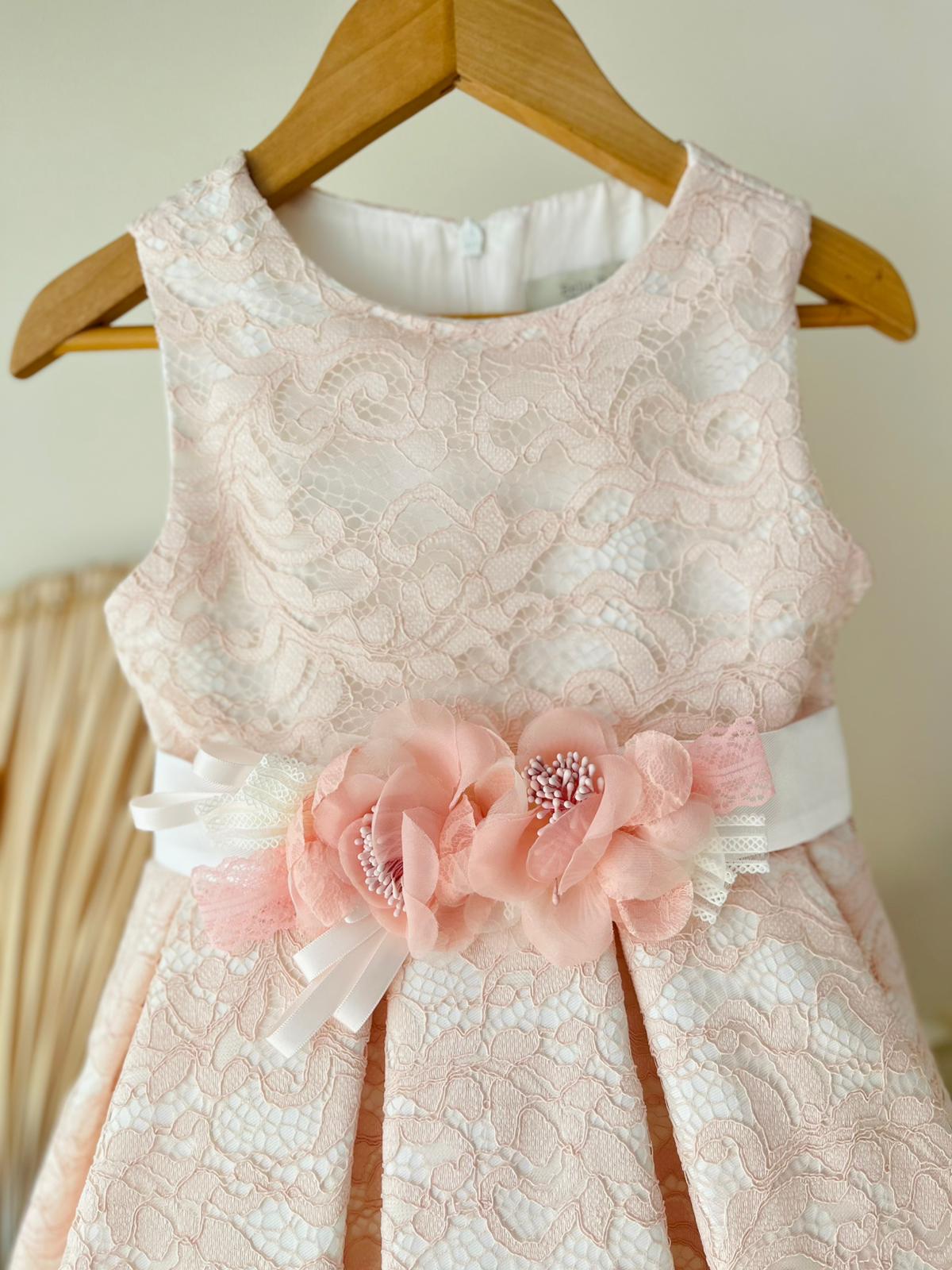 ABITINO CERIMONIALE ROSA RICAMATO CON FIORELLINI - Noi da piccoli