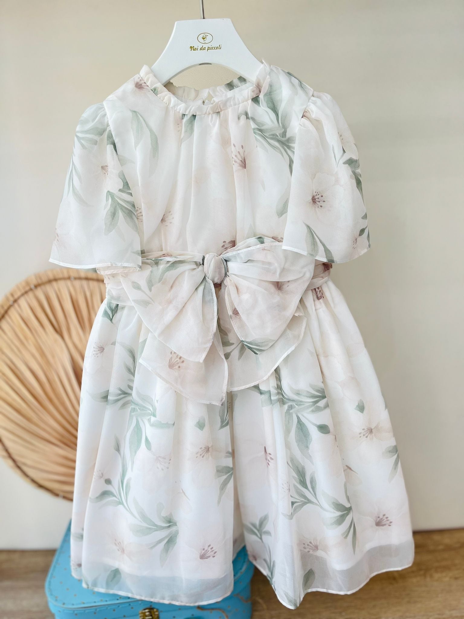 ABITINO PANNA E DELICATI FIORI SALVIA - Noi da piccoli