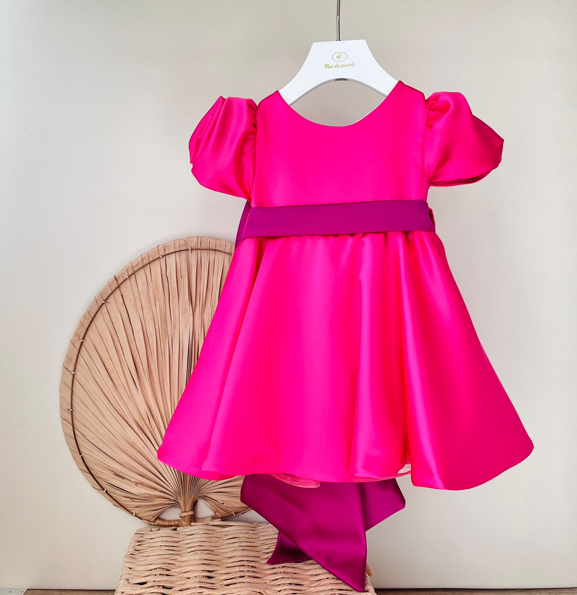 ABITO CERIMONIALE IN RASO FUCSIA - Noi da piccoli