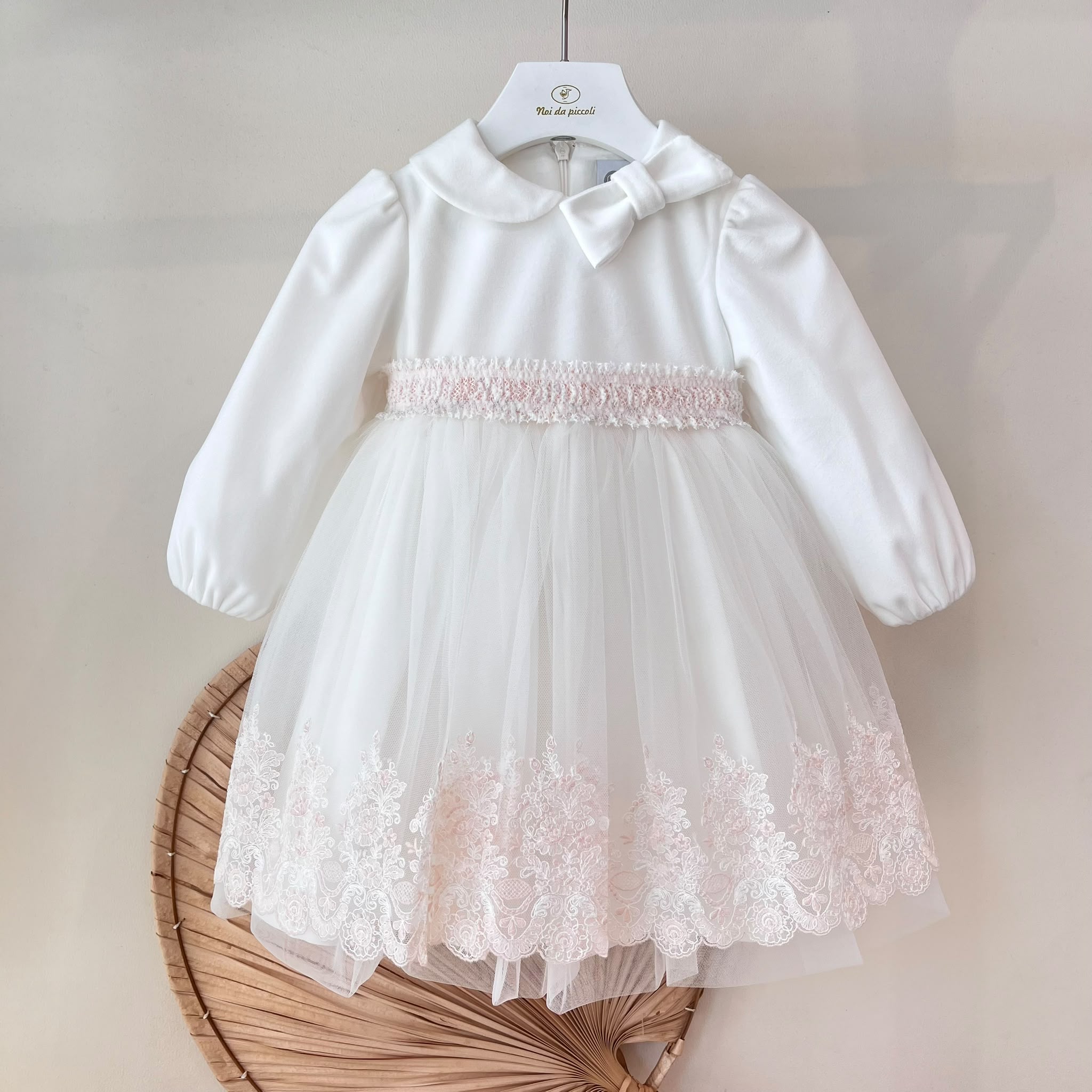 ABITO CERIMONIALE IN VELLUTO BIANCO - Noi da piccoli
