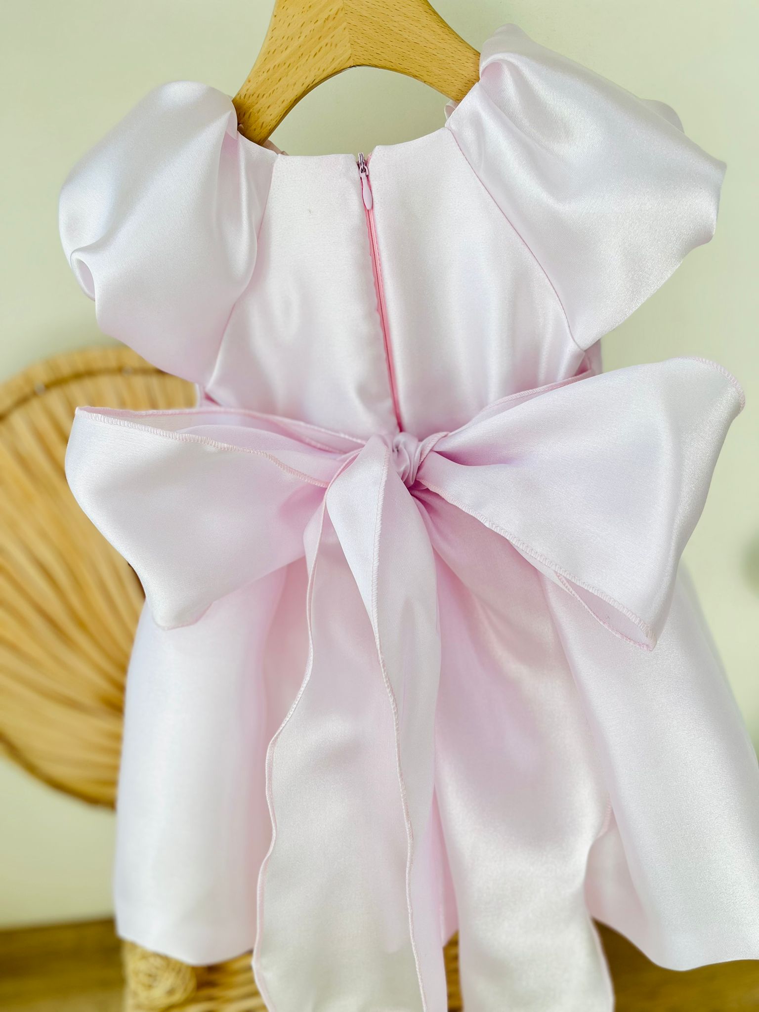 ABITO IN RASO ROSA CON FIORI - Noi da piccoli