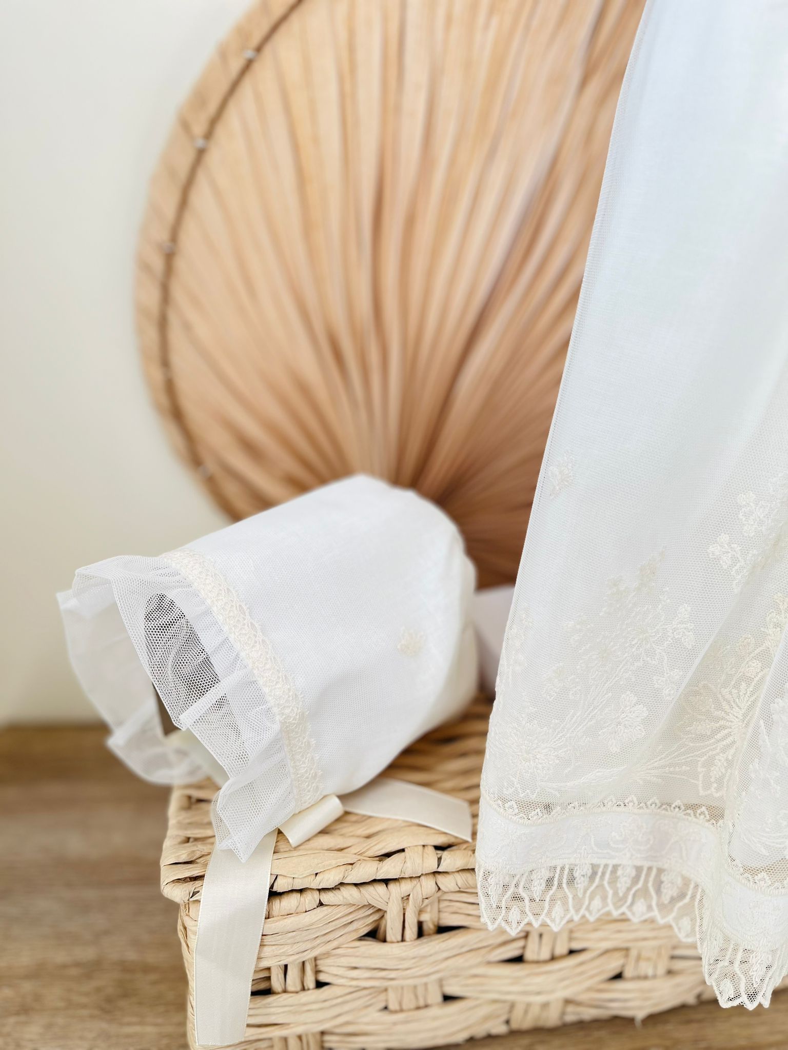 ABITO LUNGO CON CUFFIA INCANTO D'EPOCA VANIGLIA - Noi da piccoli