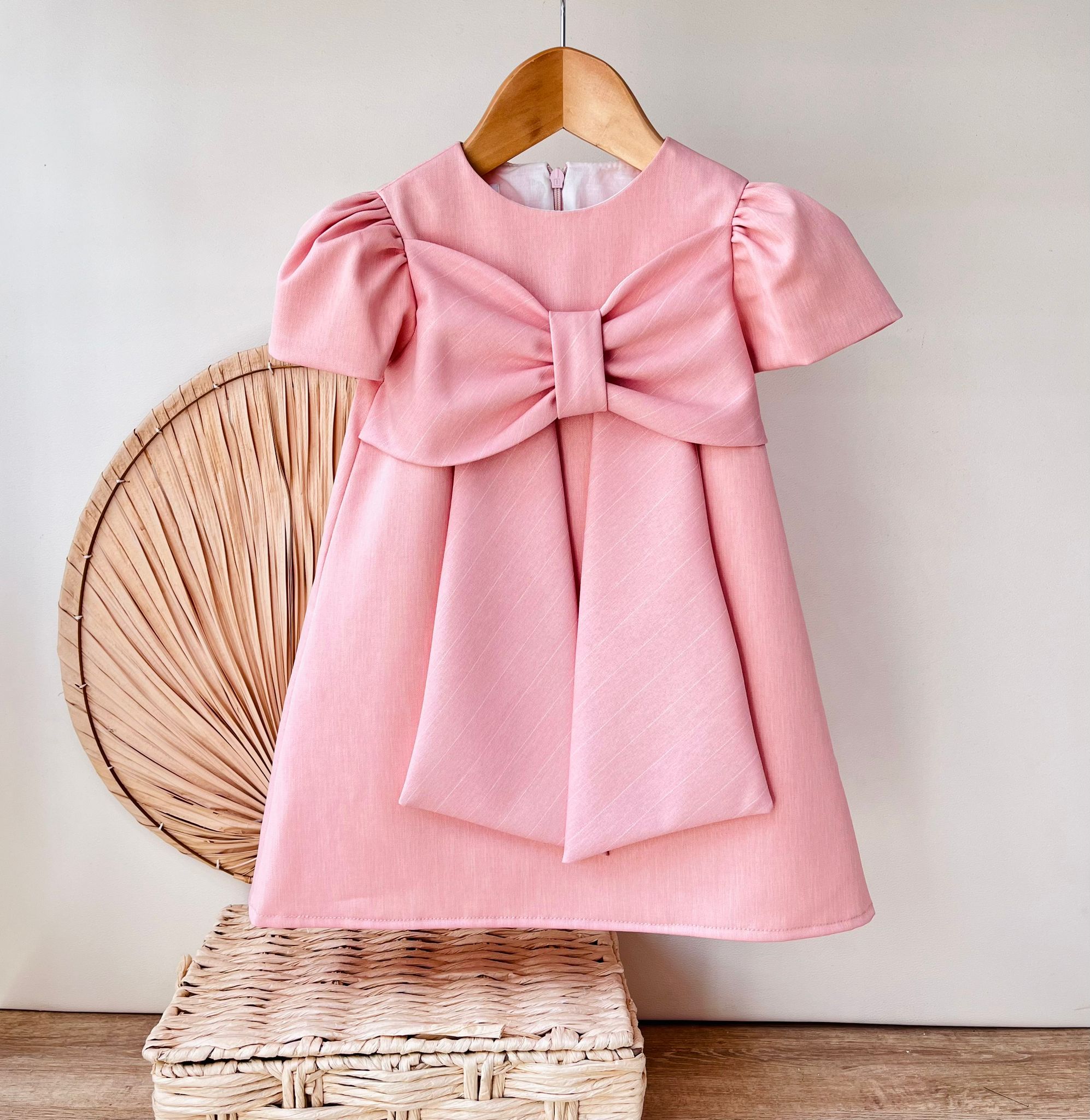 ABITO ROSA - Noi da piccoli