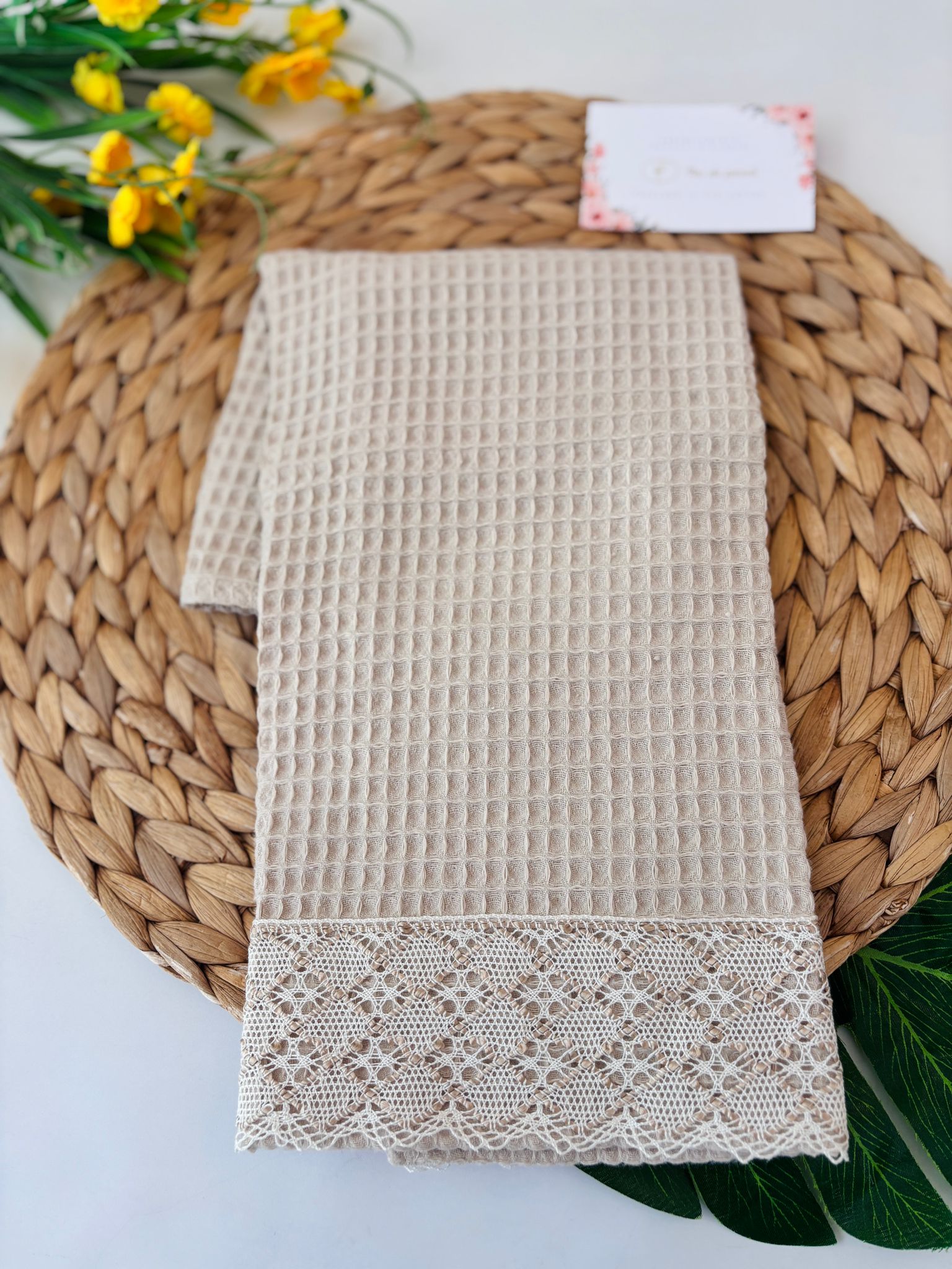 ASCIUGAMANO PURO COTONE CON RICAMI CREMA - Noi da piccoli