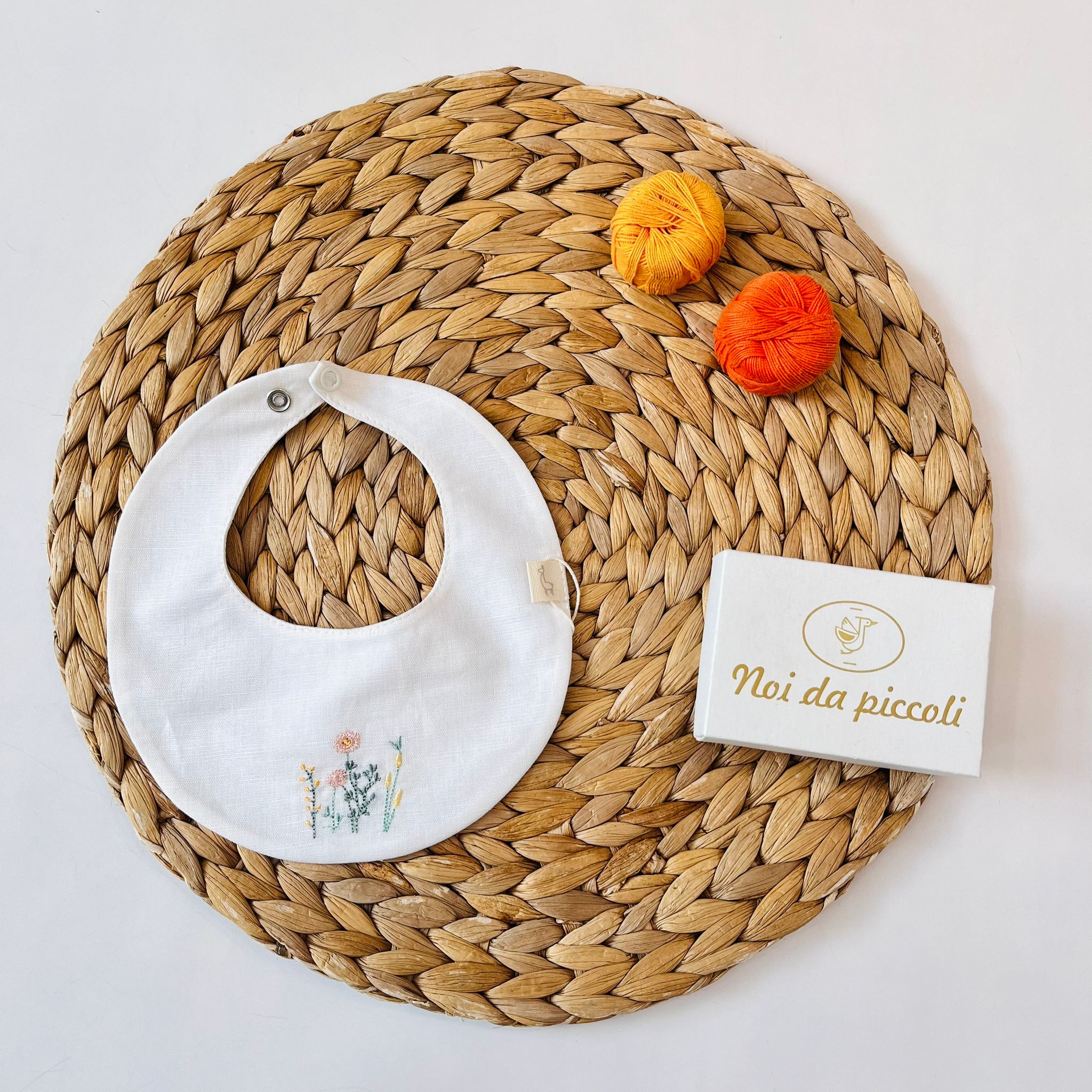 BAVETTA BIANCO MAZZETTINO DI FIORI - Noi da piccoli