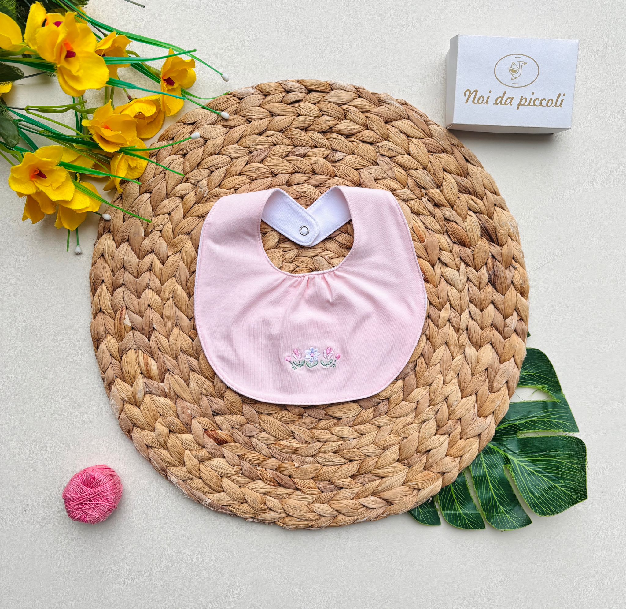 BAVETTA CON FIORELLINI COTONE ROSA - Noi da piccoli
