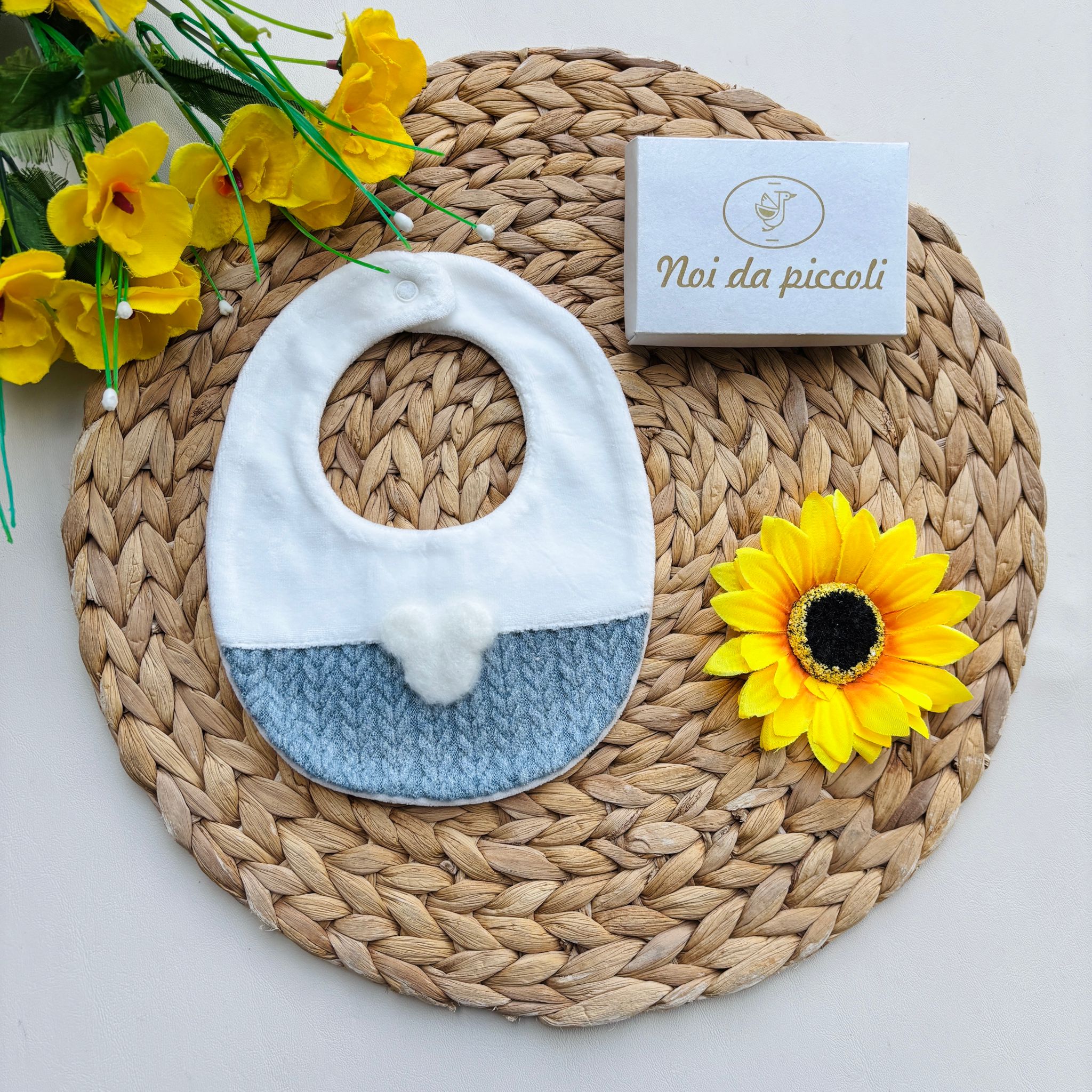 BAVETTA IN CINIGLIA BIANCO E DENIM - Noi da piccoli