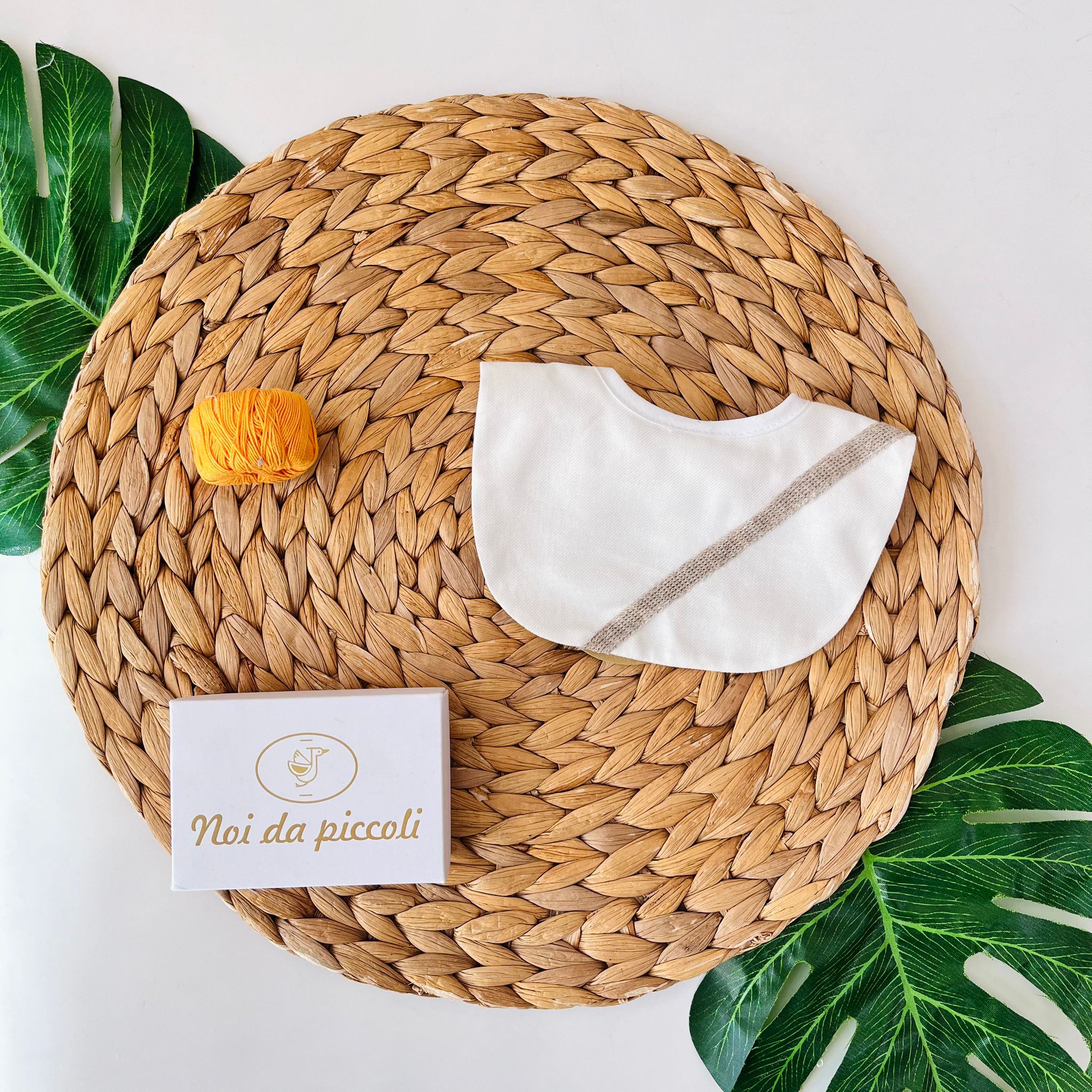 BAVETTINA CON FASCIA ANGOLARE Cotone JEANS TORTORA - Noi da piccoli