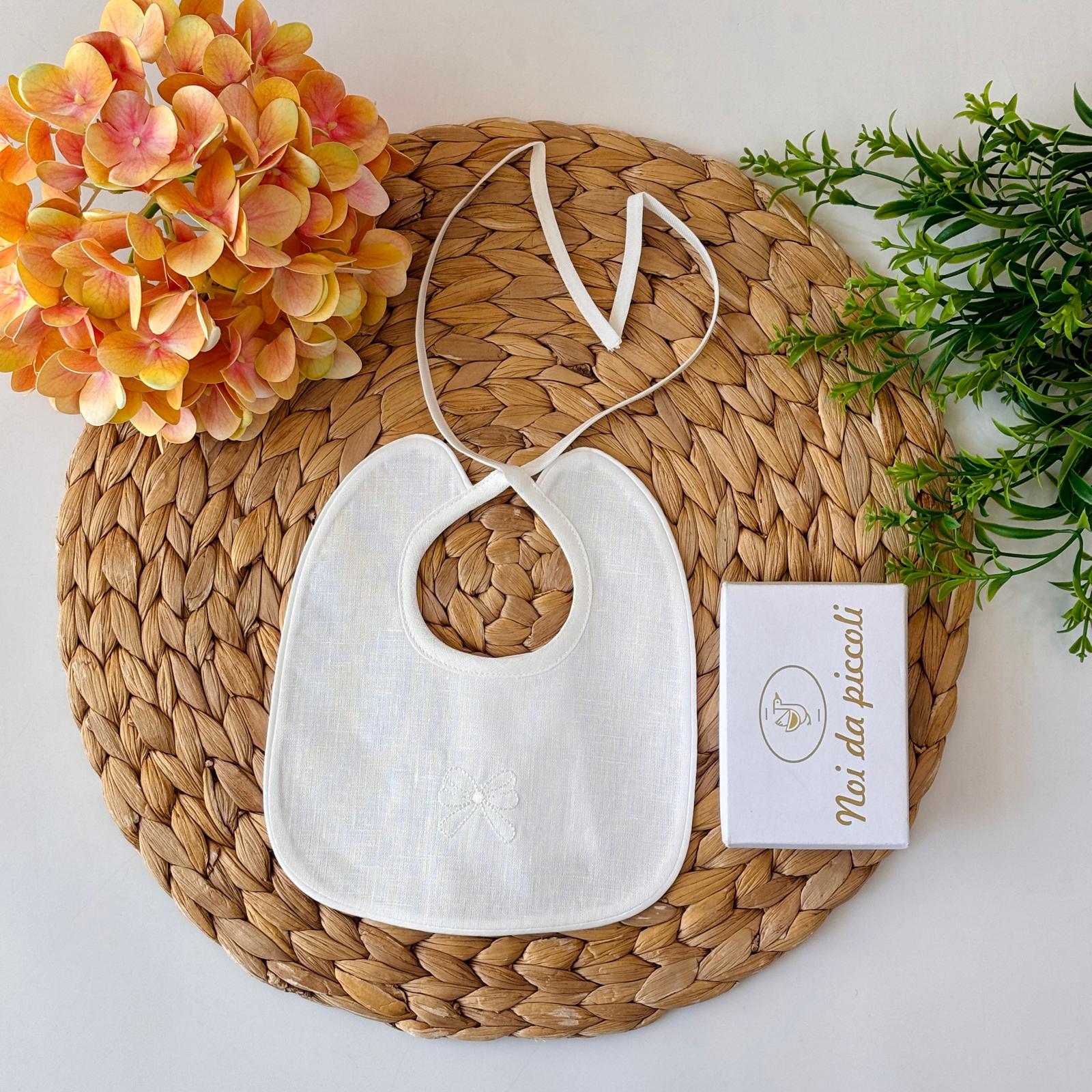 BAVETTO CON FIOCCHETTO 100% LINO - Noi da piccoli