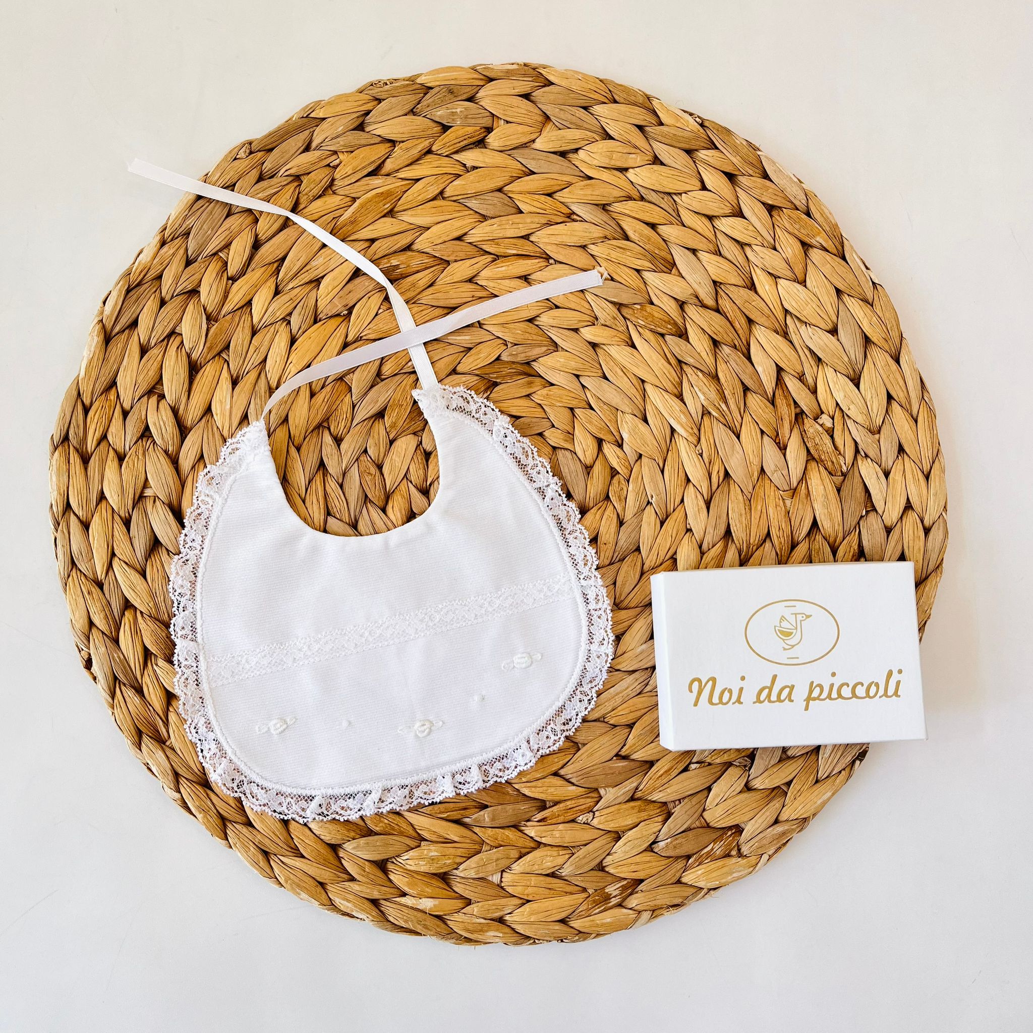 BAVETTO IN PIZZO BIANCO - Noi da piccoli