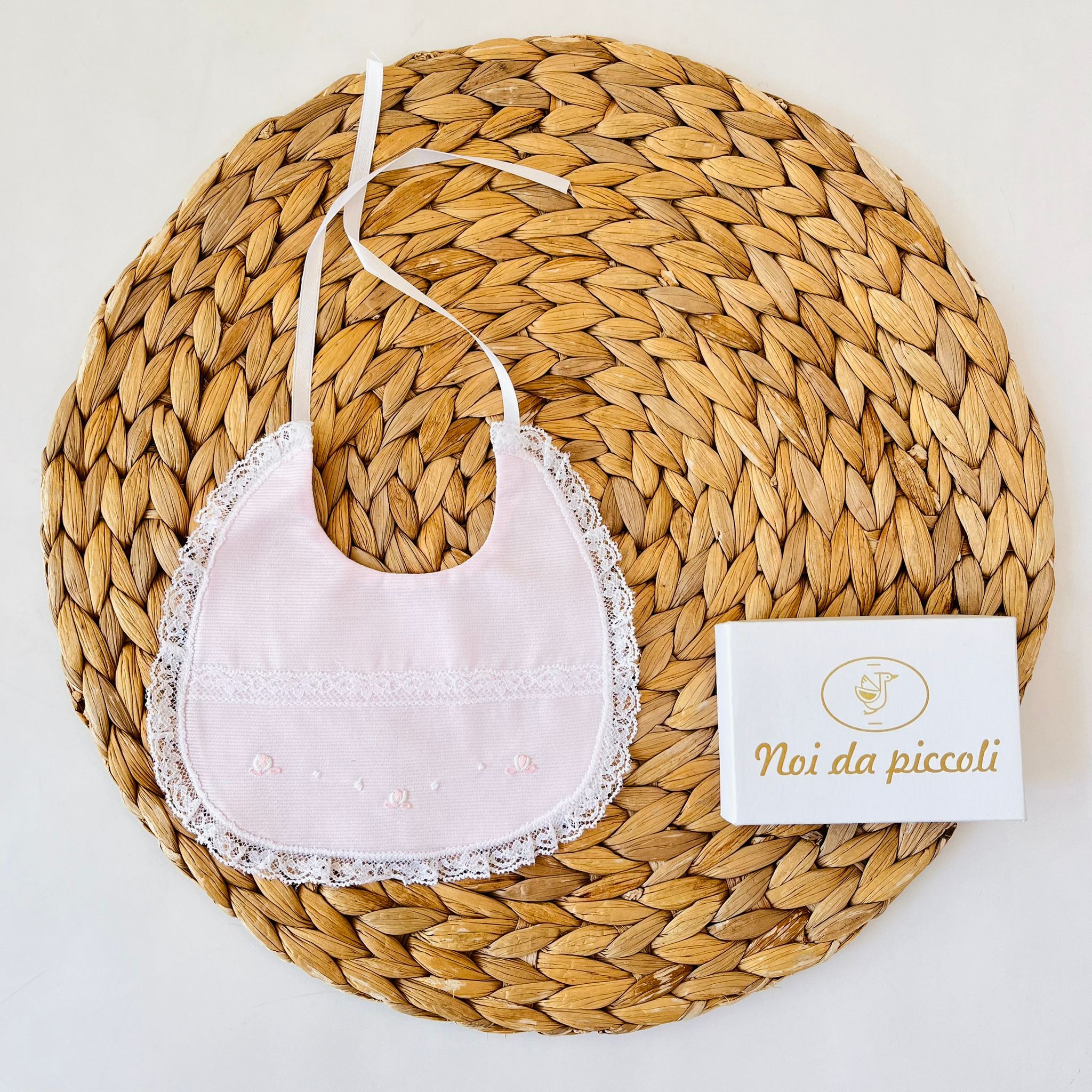 BAVETTO IN PIZZO ROSA - Noi da piccoli