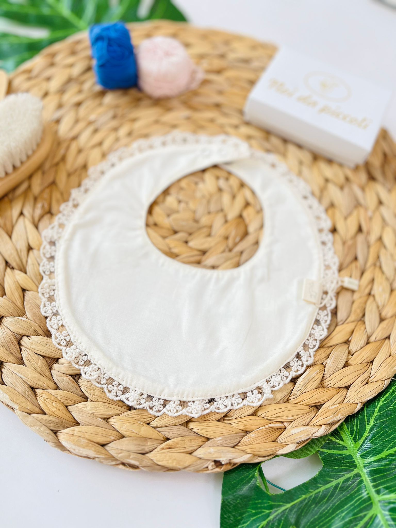 BAVETTO MERLETTINO BEIGE - Noi da piccoli