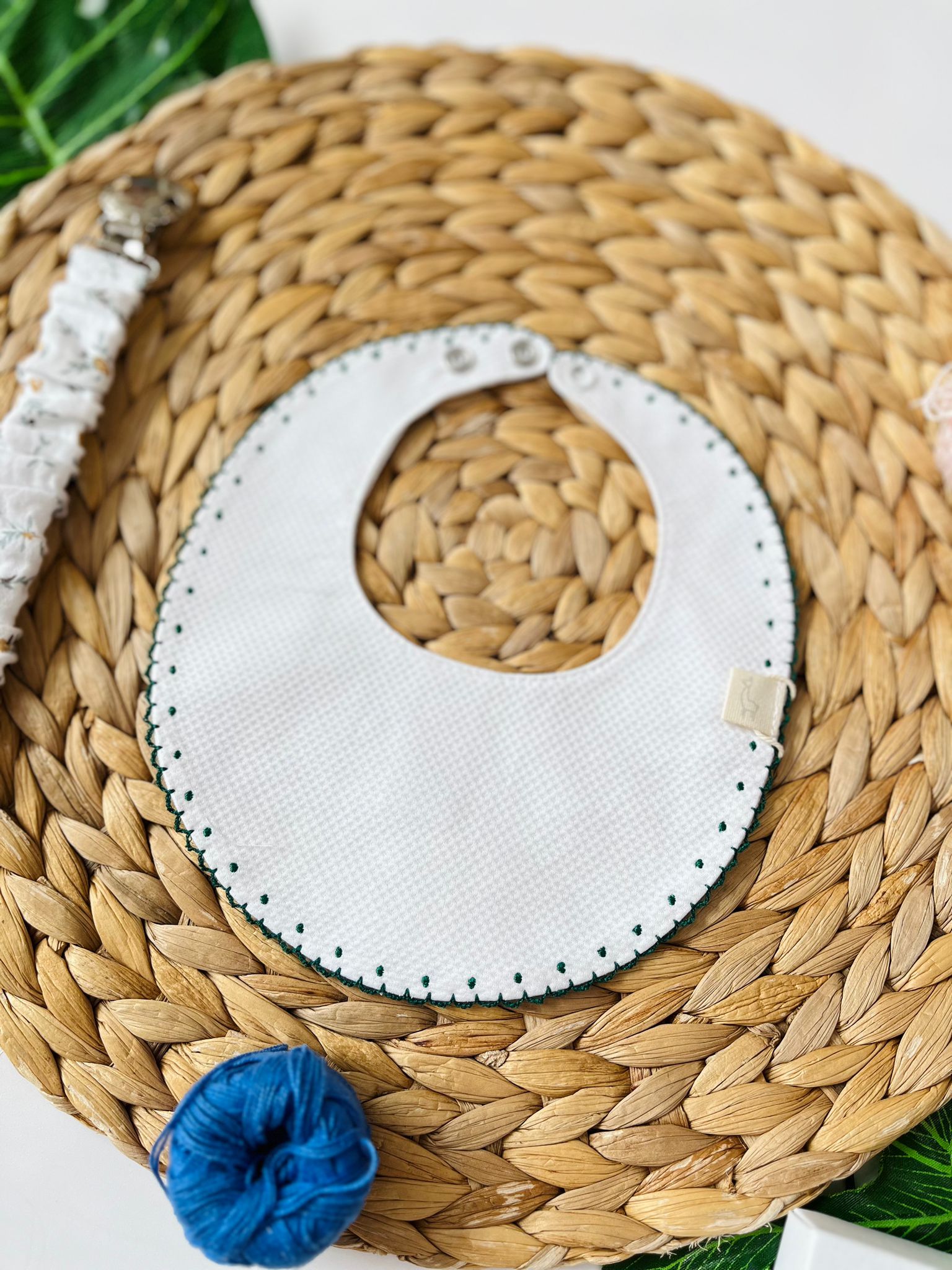 BAVETTO TONDO PUNTINATO VERDE - Noi da piccoli