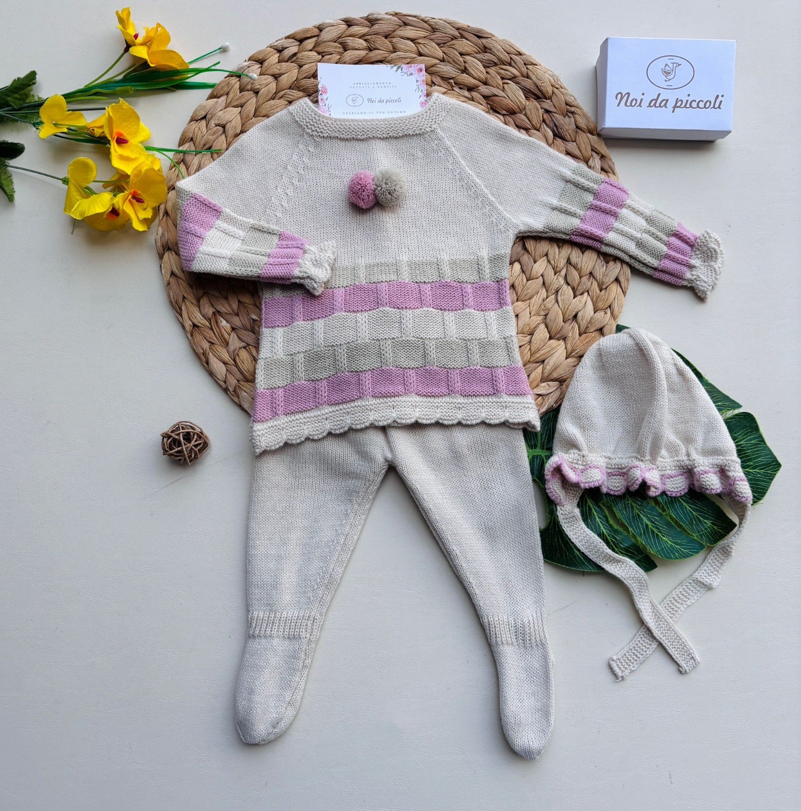 COMPLETO 2PZ CON CAPPELLINO FILATO CALDO BEIGE