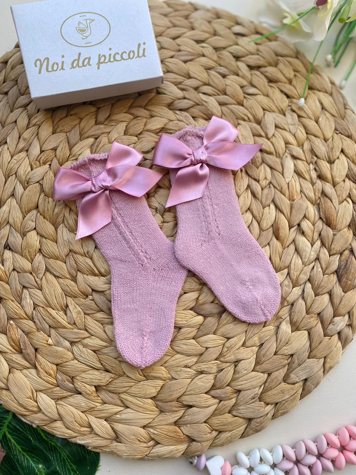 CALZINI CON FIOCCHETTI IN RASO CINIGLIA ROSA SCURO - Noi da piccoli