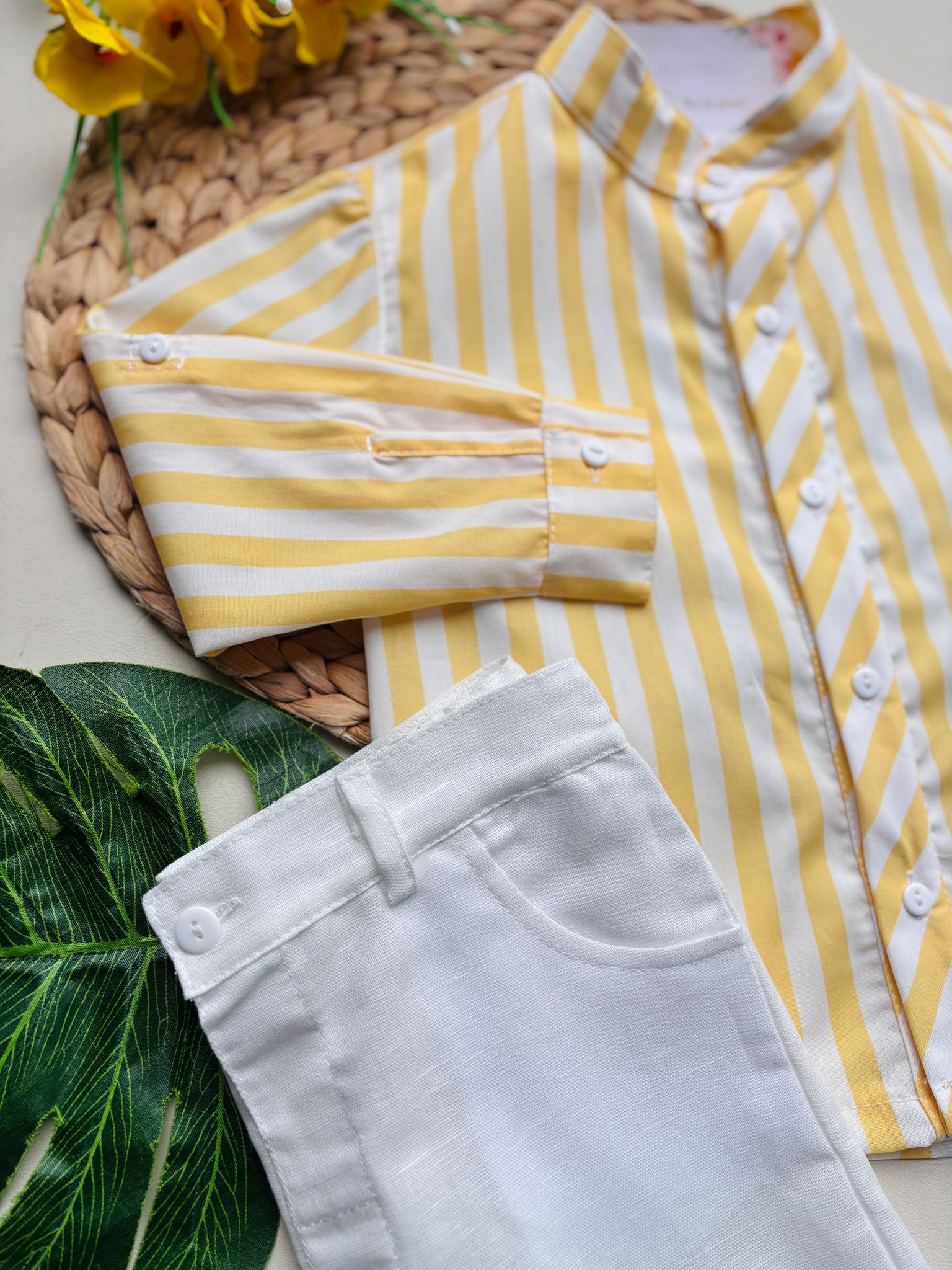 CAMICIA A RIGHE CON PANTALONCINO IN COTONE amarillo - Noi da piccoli