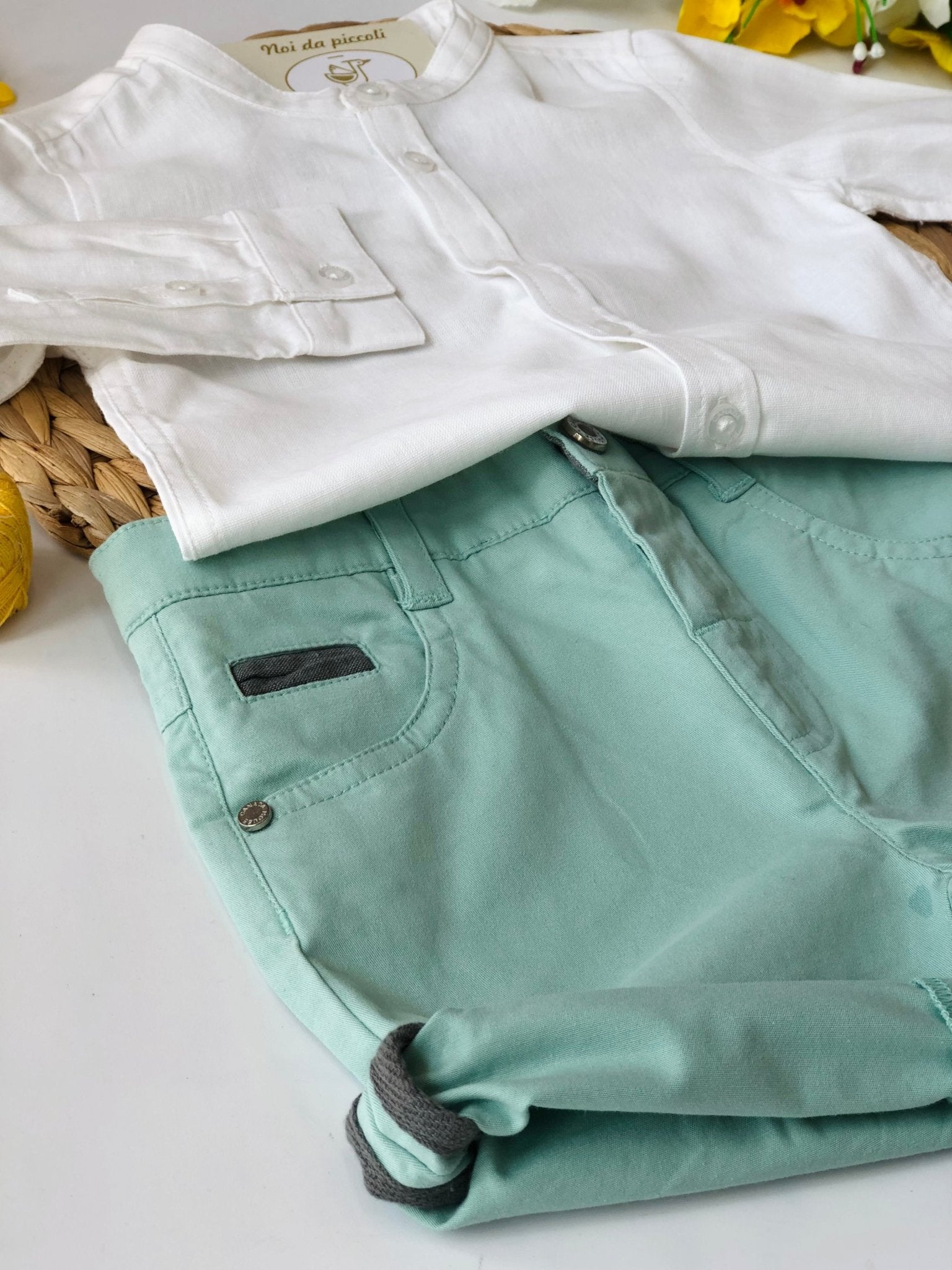 CAMICIA BIANCA CON SHORT VERDE COTONE - Noi da piccoli