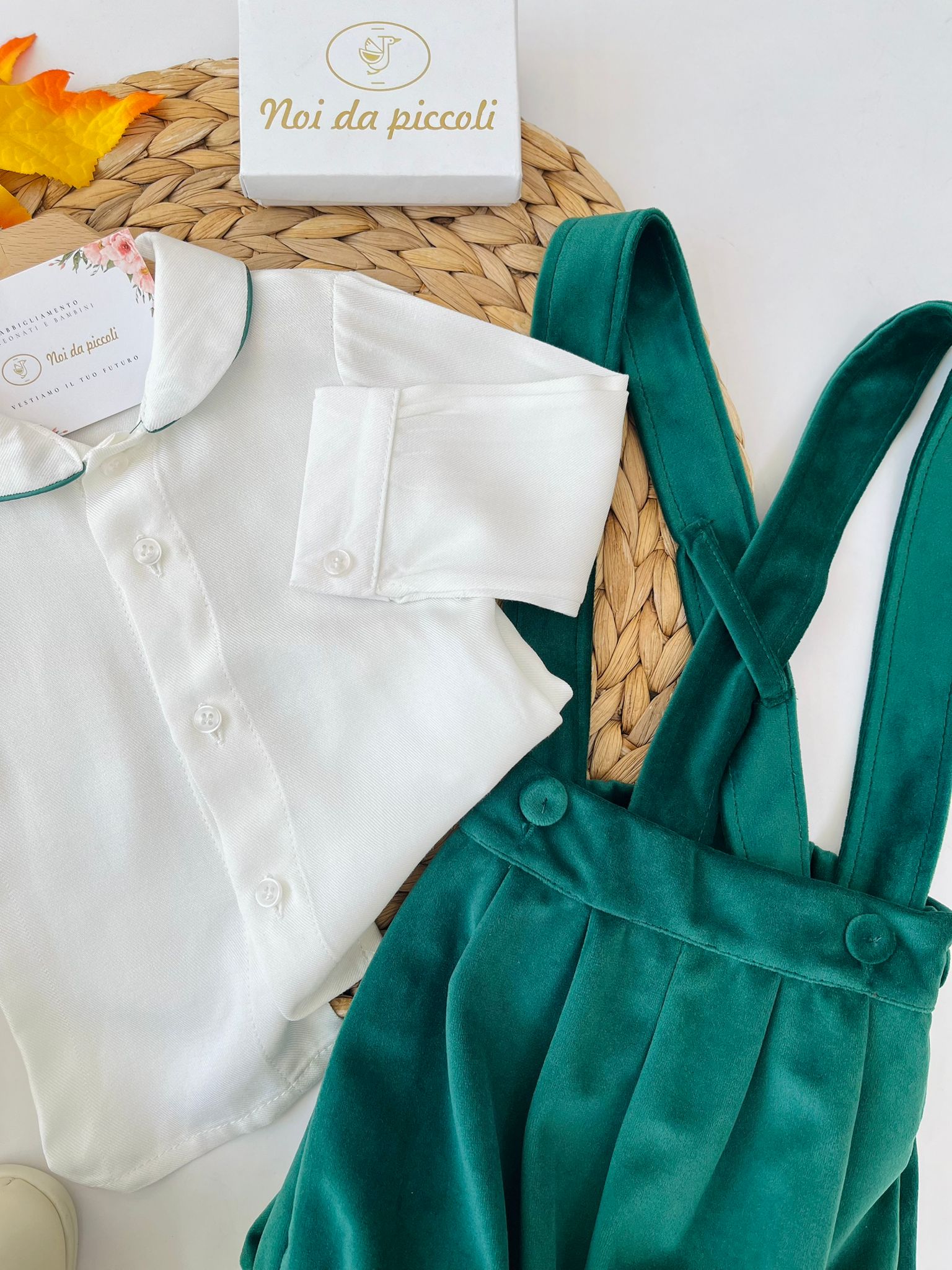 CAMICINA BIANCA CON SALOPETTE FRANCESE IN VELLUTO VERDE - Noi da piccoli