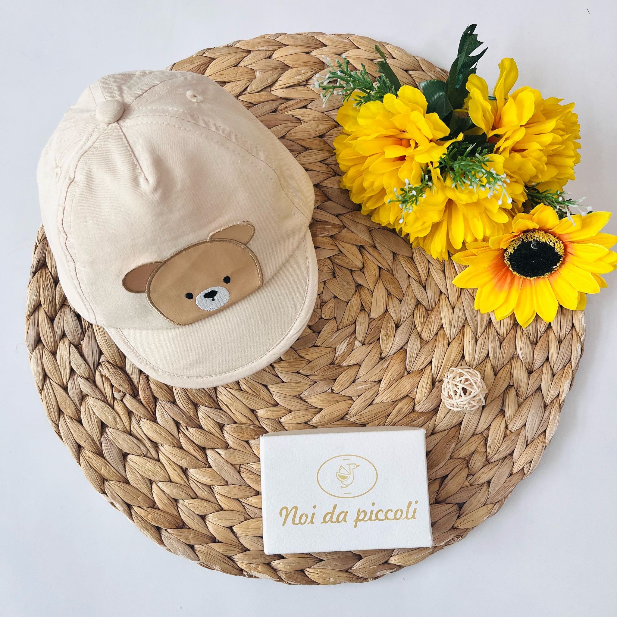 cappellino 100 % COTONE Bianco - Noi da piccoli