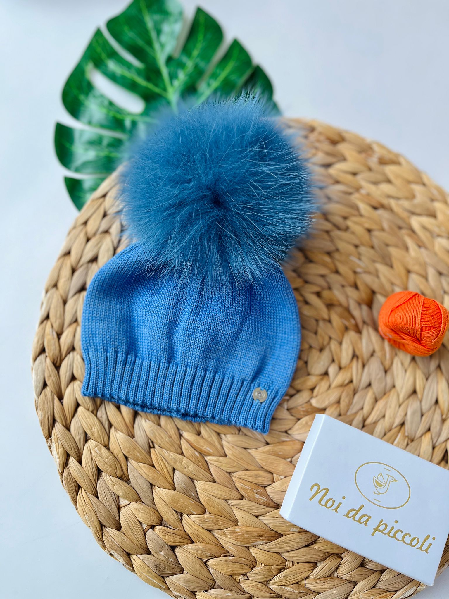CAPPELLINO CUFFIETTA 1 PON POM VOLPE Lana AZZURRO - Noi da piccoli