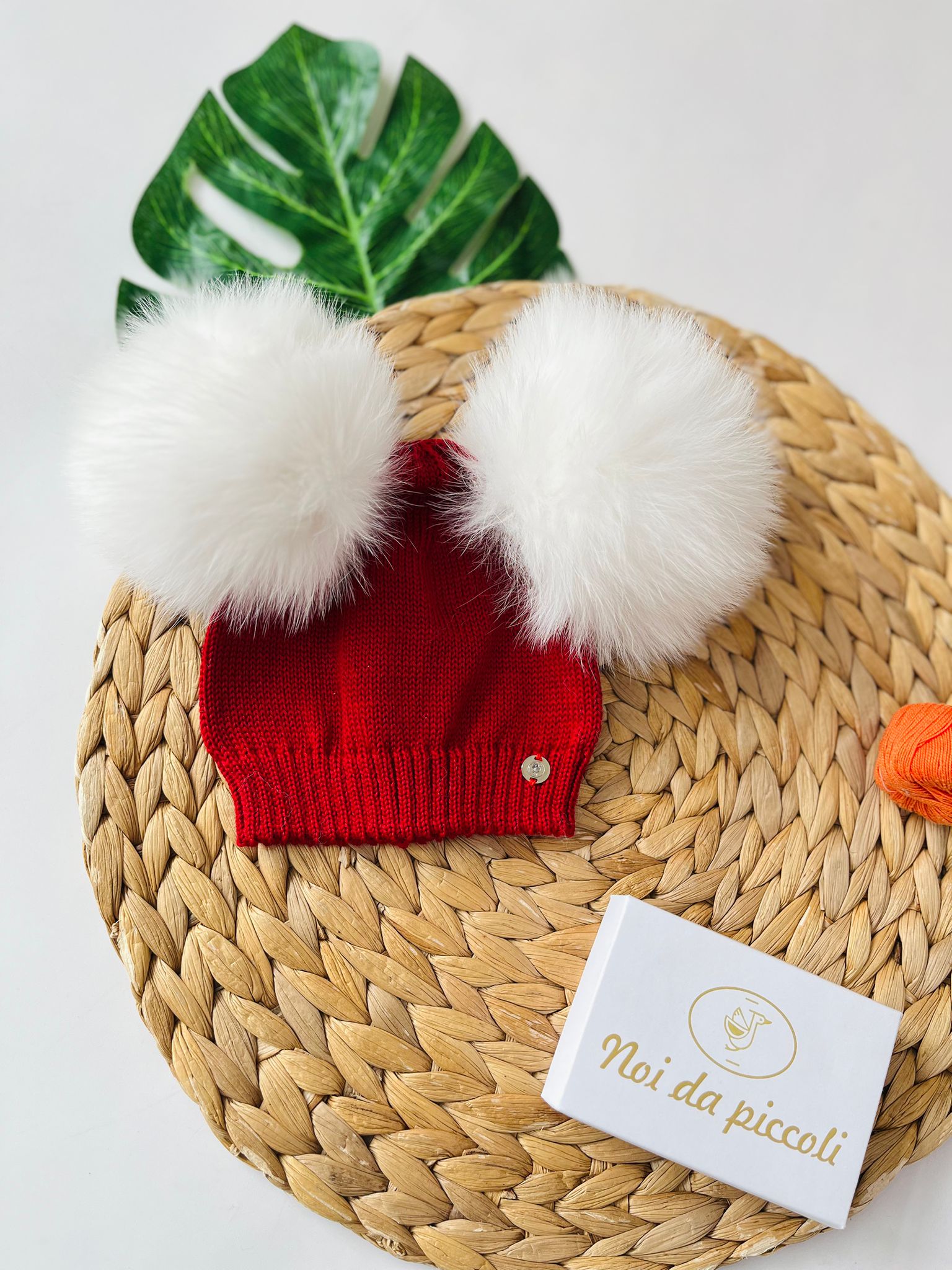CAPPELLINO CUFFIETTA 2 PON POM VOLPE Lana ROSSO - Noi da piccoli