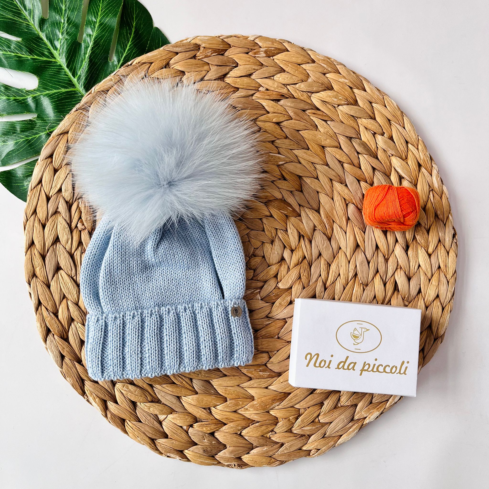 CAPPELLINO RISVOLTO 1 PON POM VOLPE Lana CIELO - Noi da piccoli