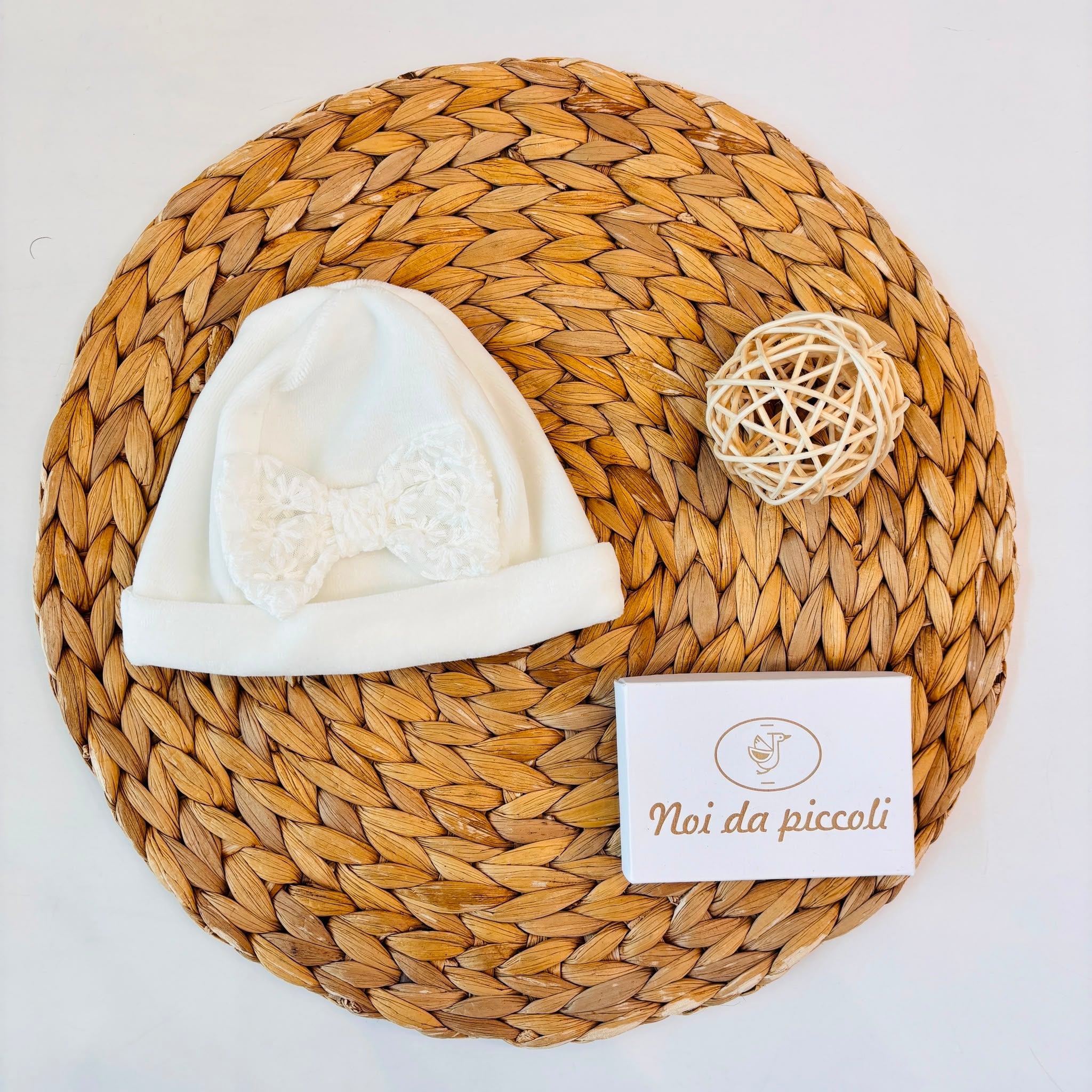 CAPPELLO IN CINIGLIA CON FIOCCO PANNA - Noi da piccoli