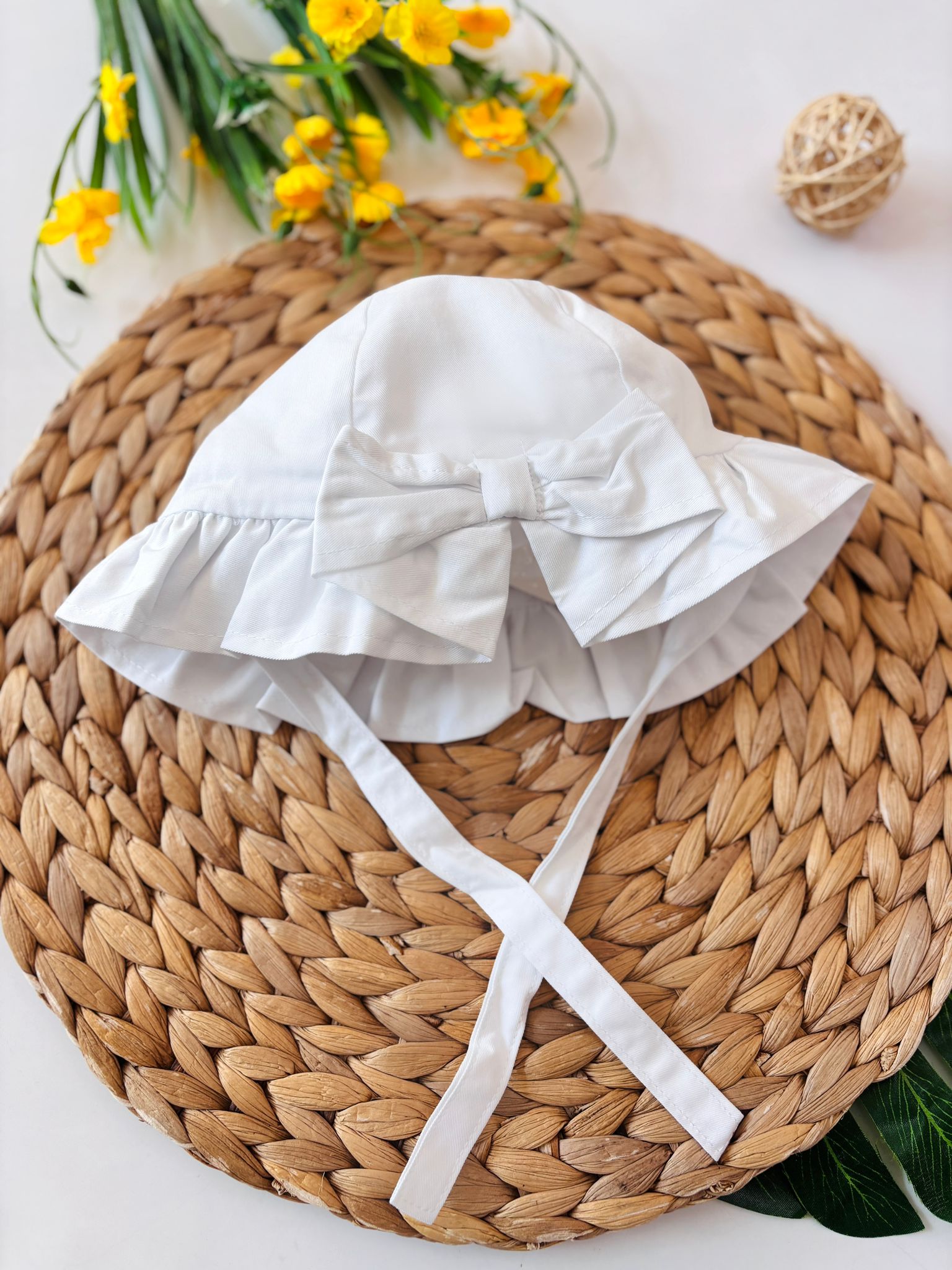 CAPPELLO IN COTONE BIANCO - Noi da piccoli